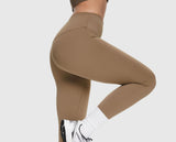 Benefits of High-Waisted Leggings and Supportive Sports Bras for Active Women