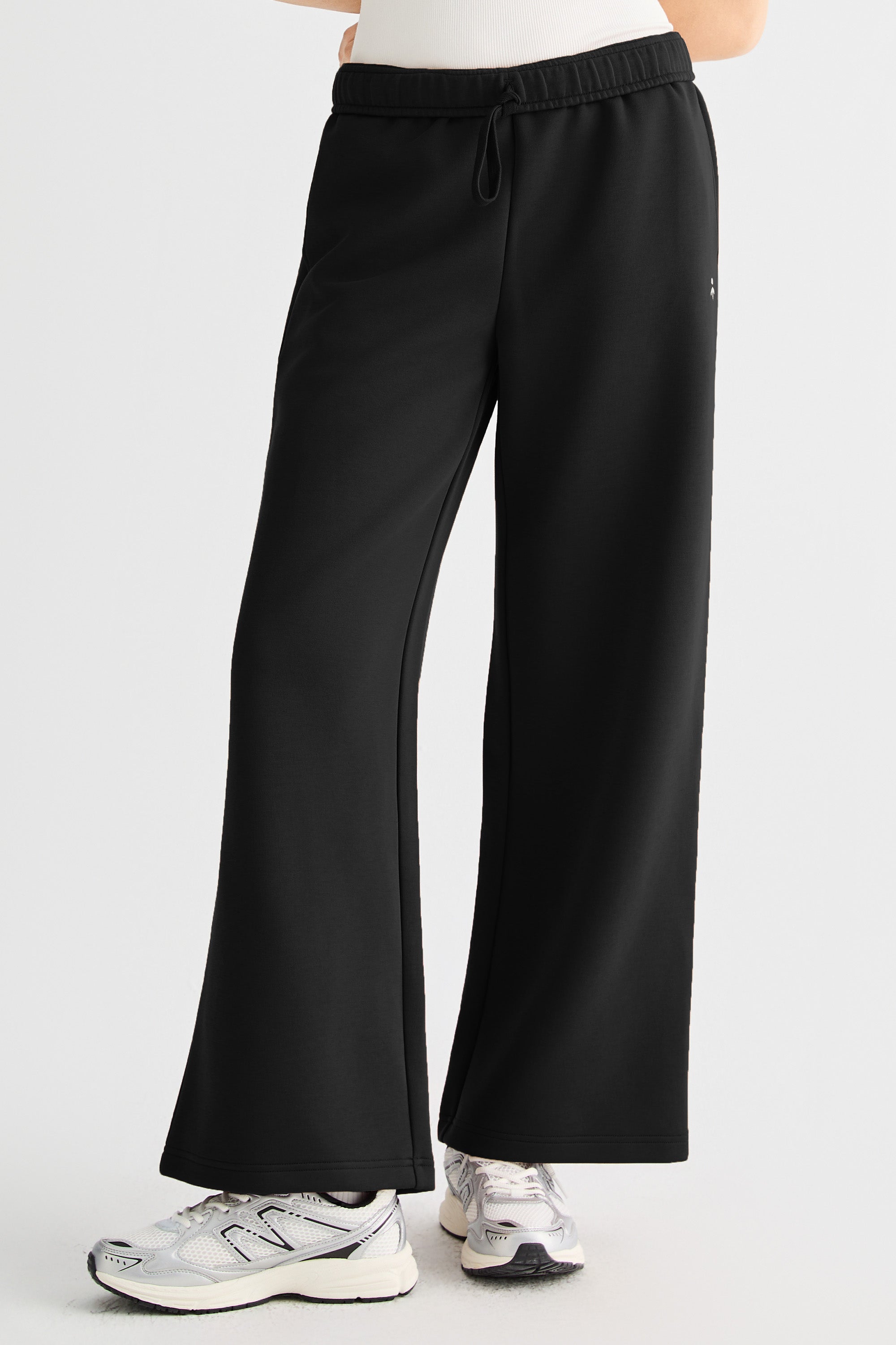OROLAY Air Layer Wide-Leg Sweatpants #color_black
