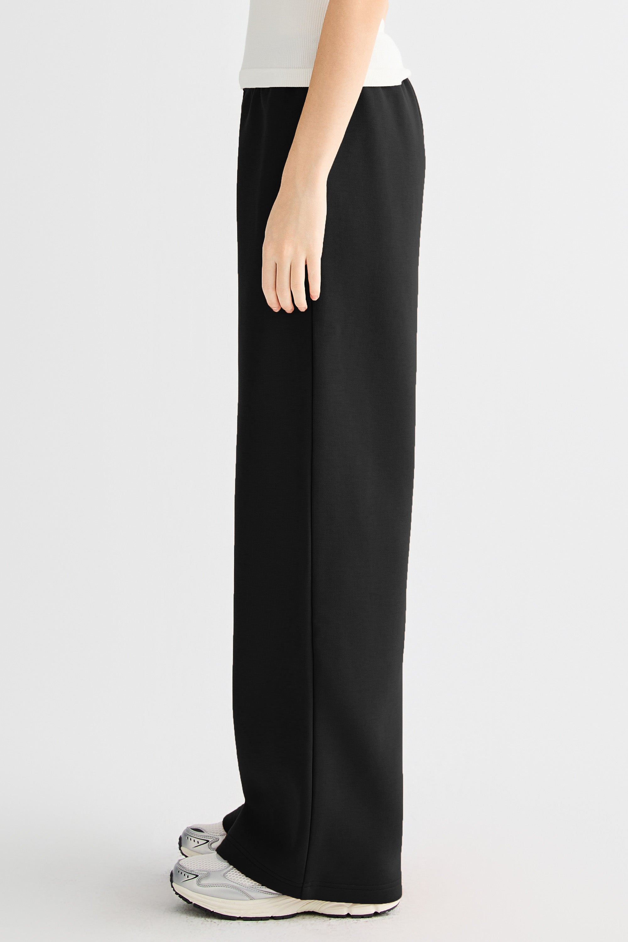 OROLAY Air Layer Wide-Leg Sweatpants #color_black