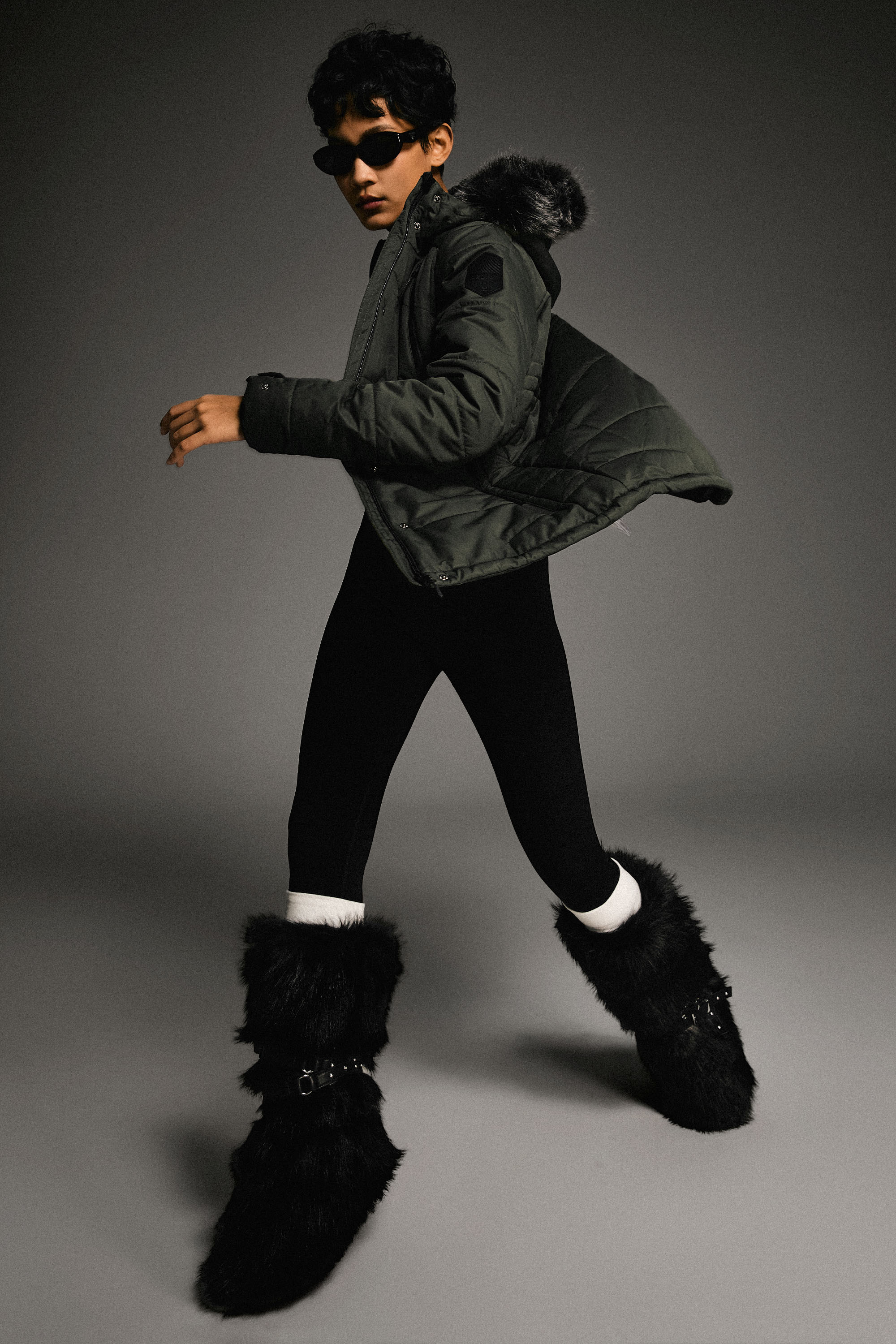 Orolay-Faux Fur Hooded Mountain Parka-#color_Rosin