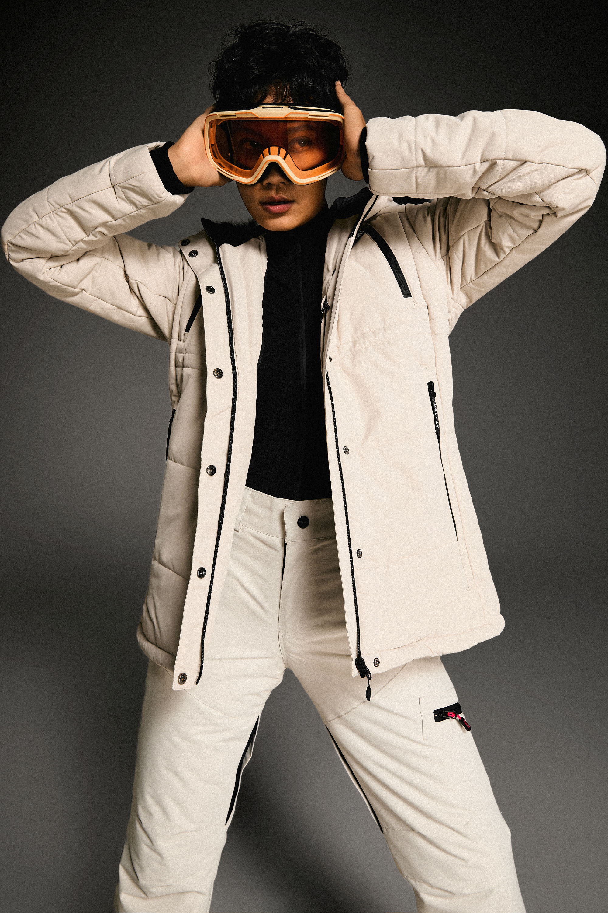 Orolay-Faux Fur Hooded Mountain Parka-#color_soft white