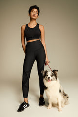 FlexSeam™ High-Waisted Signature 7/8 Leggings #color_black