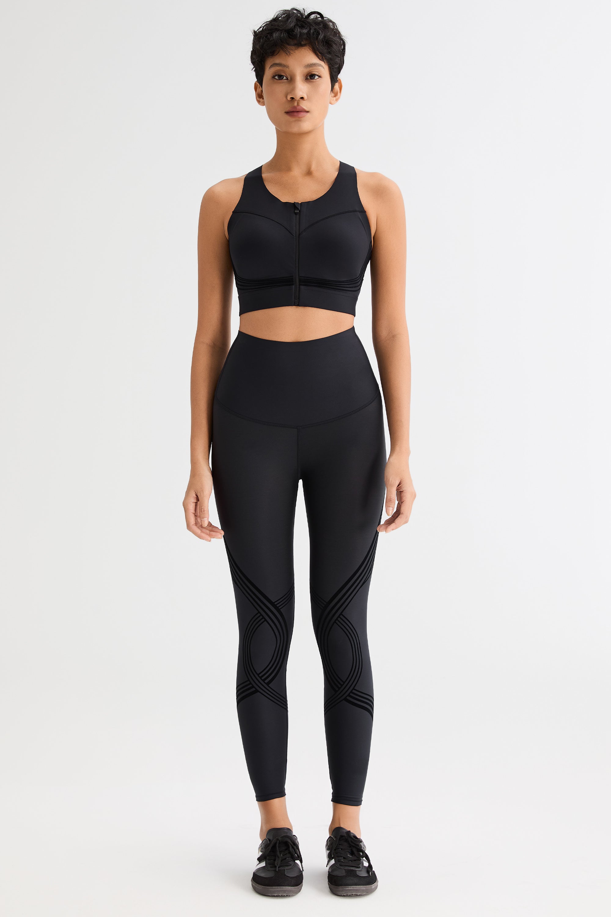 FlexSeam™ High-Waisted Signature 7/8 Leggings #color_black
