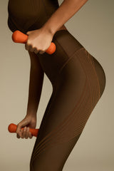 FlexSeam™ High-Waisted Signature 7/8 Leggings #color_brown