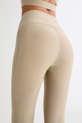 FlexSeam™ High-Waisted Signature 7/8 Leggings #color_Khaki