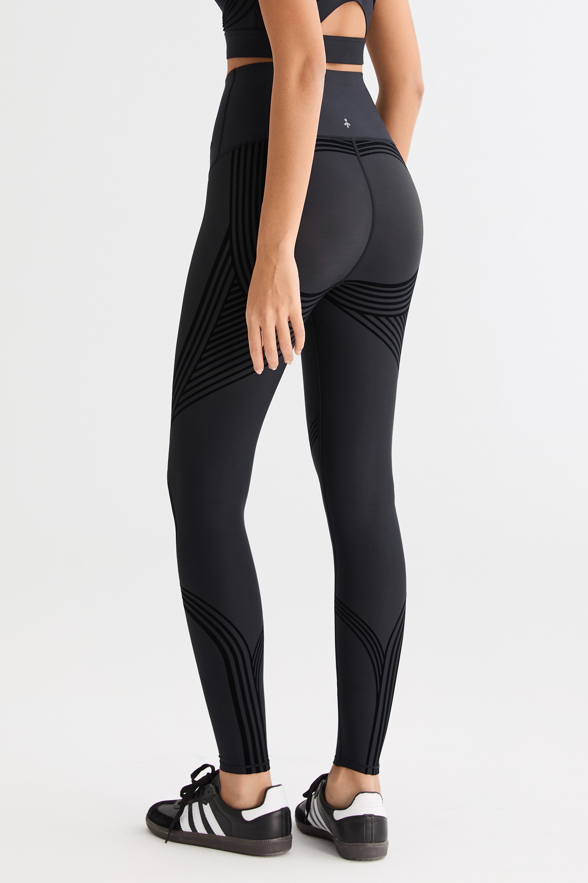 FlexSeam™ High-Waisted Signature Full Length Leggings #color_black