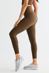 FlexSeam™ High-Waisted Signature 7/8 Leggings #color_brown