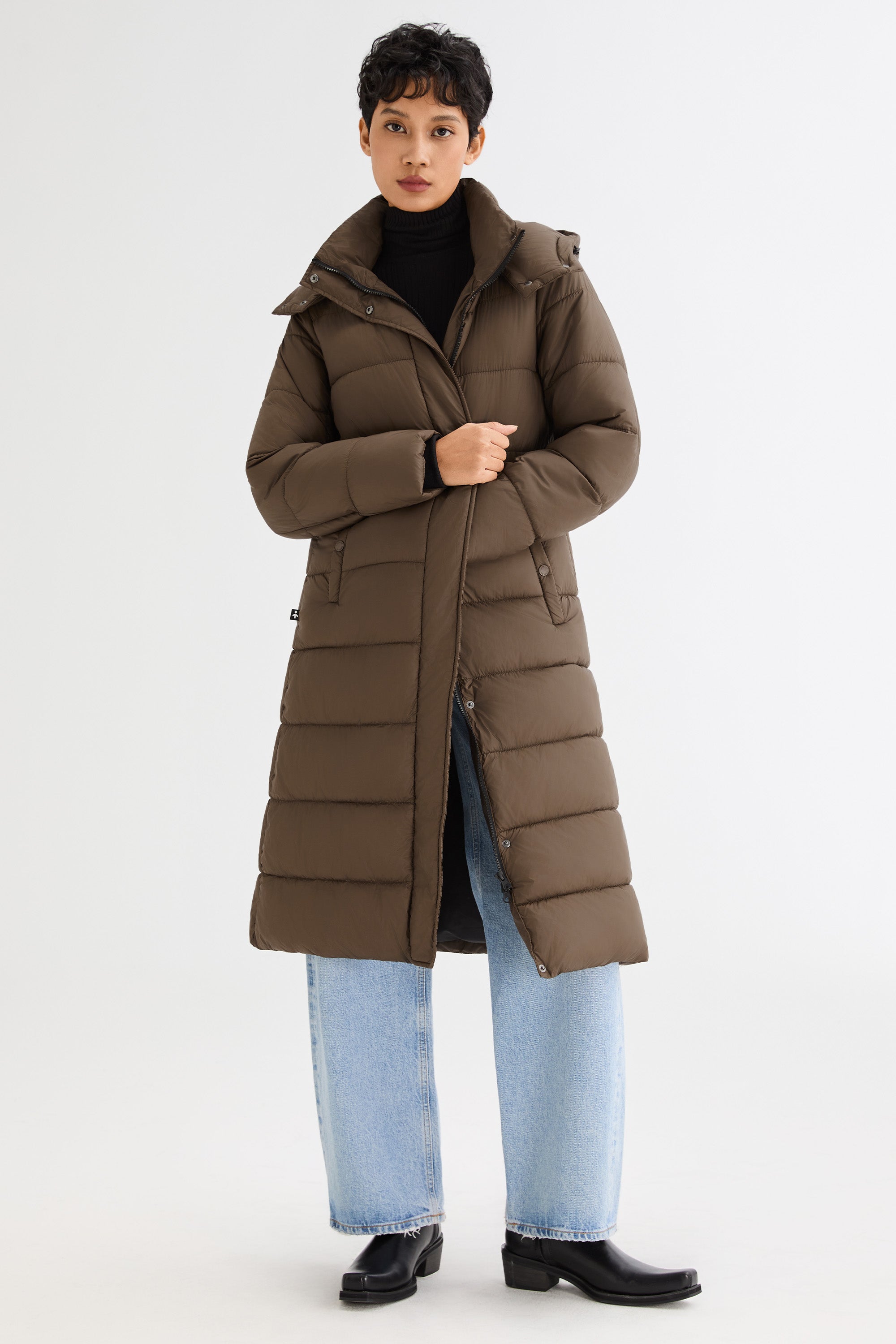 Orolay Long Hooded Quilted Puffer Jacket #color_coffee