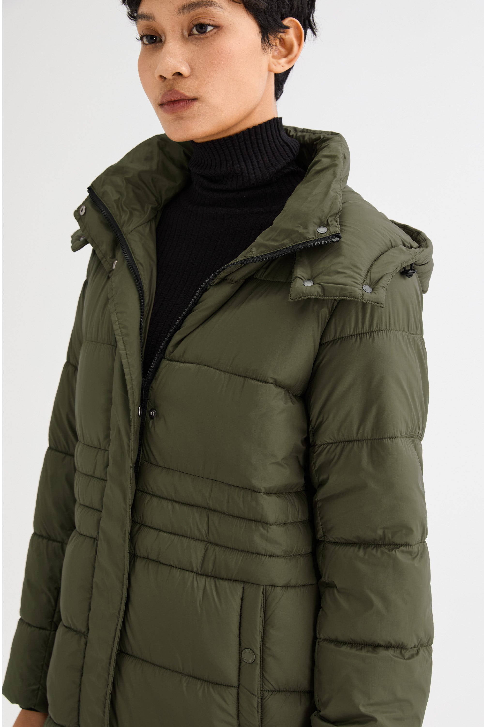 Orolay Long Hooded Quilted Puffer Jacket #color_olive