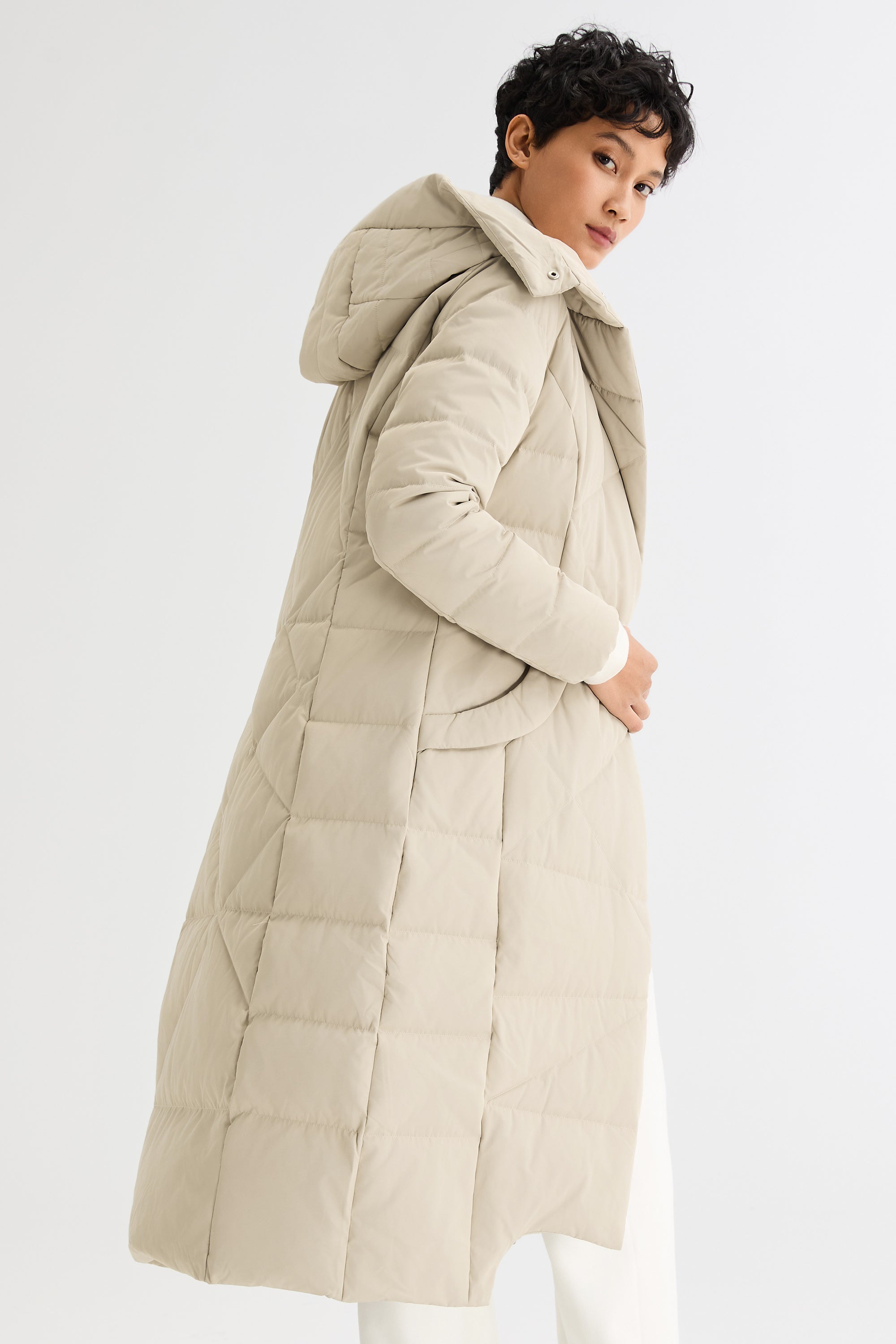 Orolay Long Maxi Down Coat with Hood women #color_Tofu