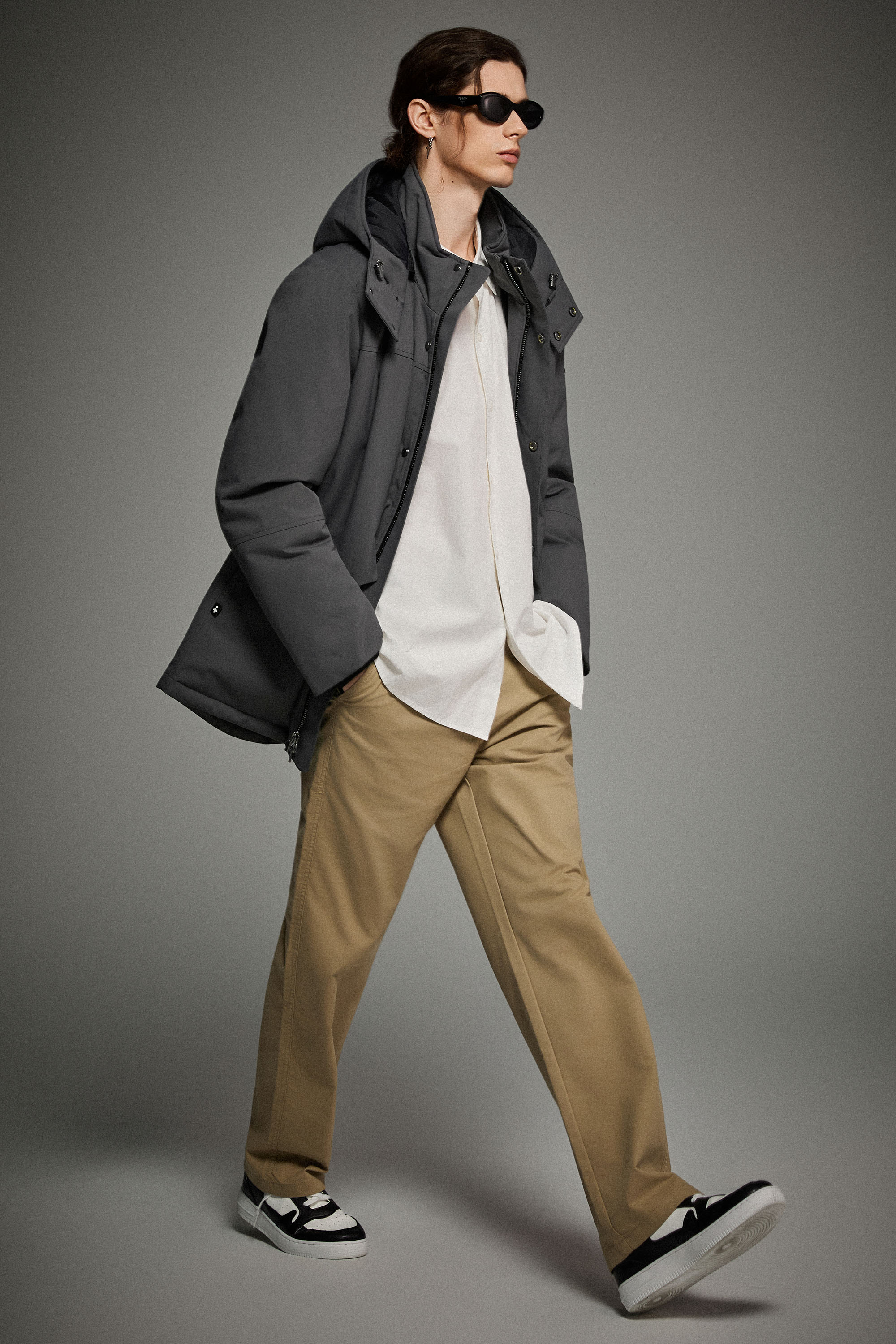 Mid-length Dual-Pocket Hooded Down Parka Jacket Orolay #color_gray