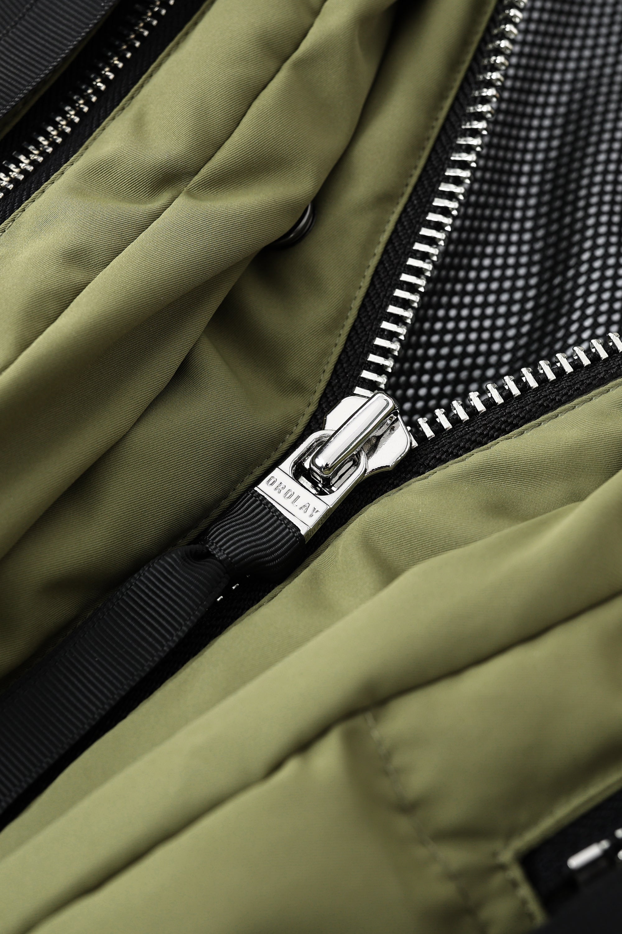 Orolay 092 Classics Women's Thickened Down Jacket #color_Green