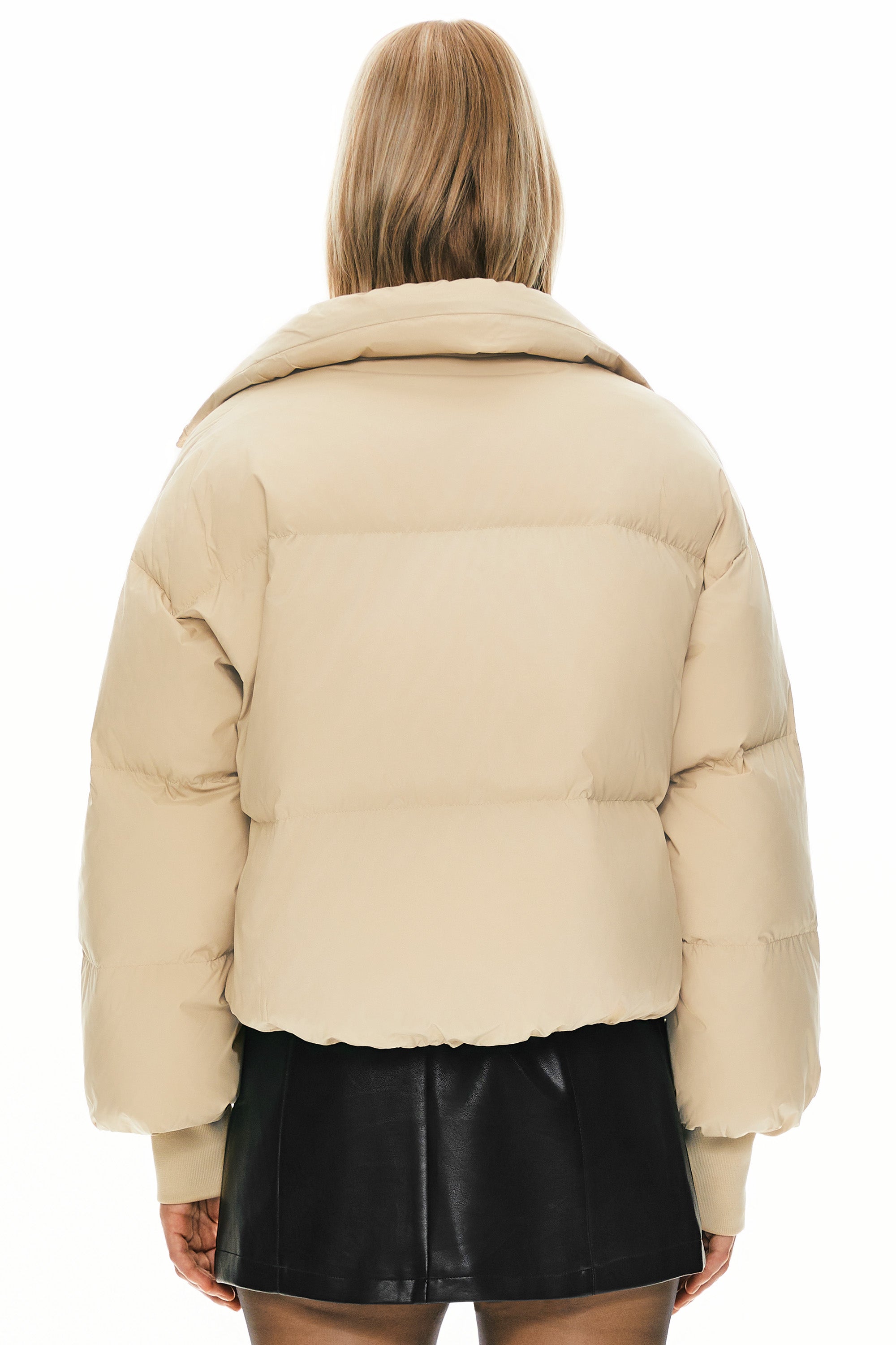 Orolay-Puff-O Classics Short Oversized Down Coat-#color_Frosted Almond