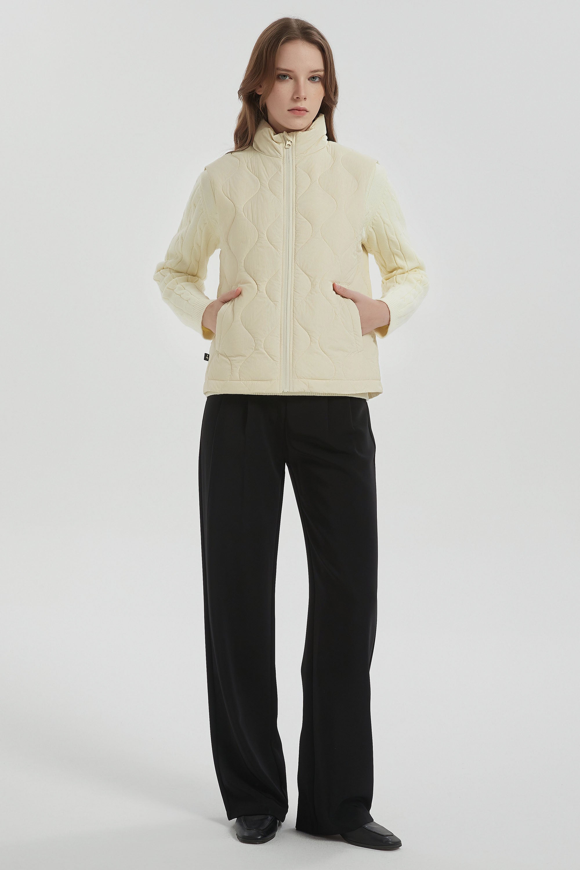 OROLAY Cropped Puffer Vest Zip Up Lightweight #color_beige