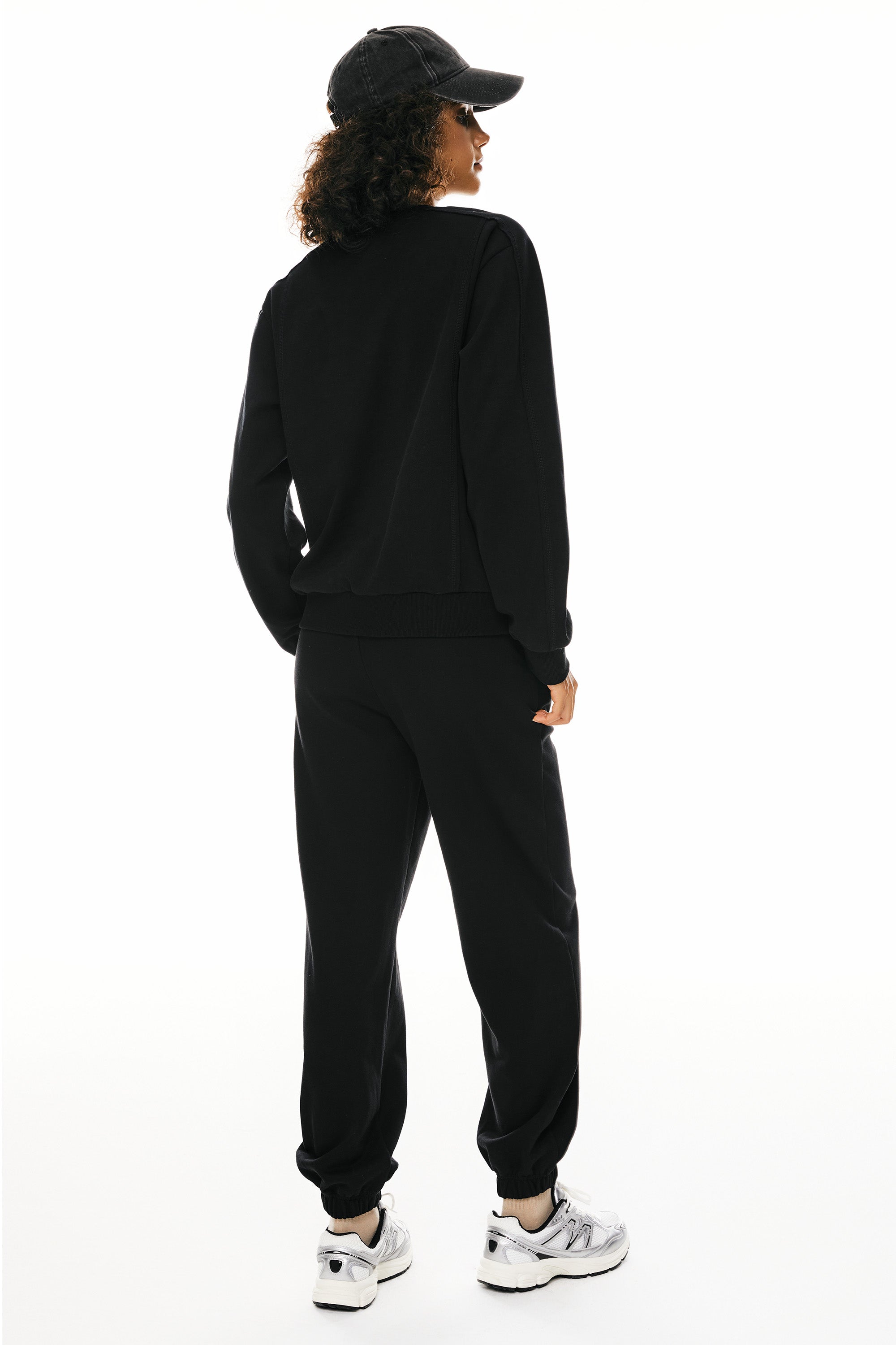 Orolay Casual Crewneck Sweatshirts Long Sleeve #color_black