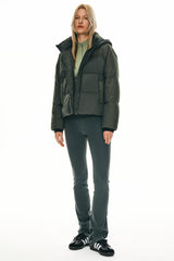 Orolay Cropped Puffer Jacket Winter Hooded #color_dark green