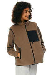 Orolay Fleece Reversible Vest Sherpa with Pockets #color_brown