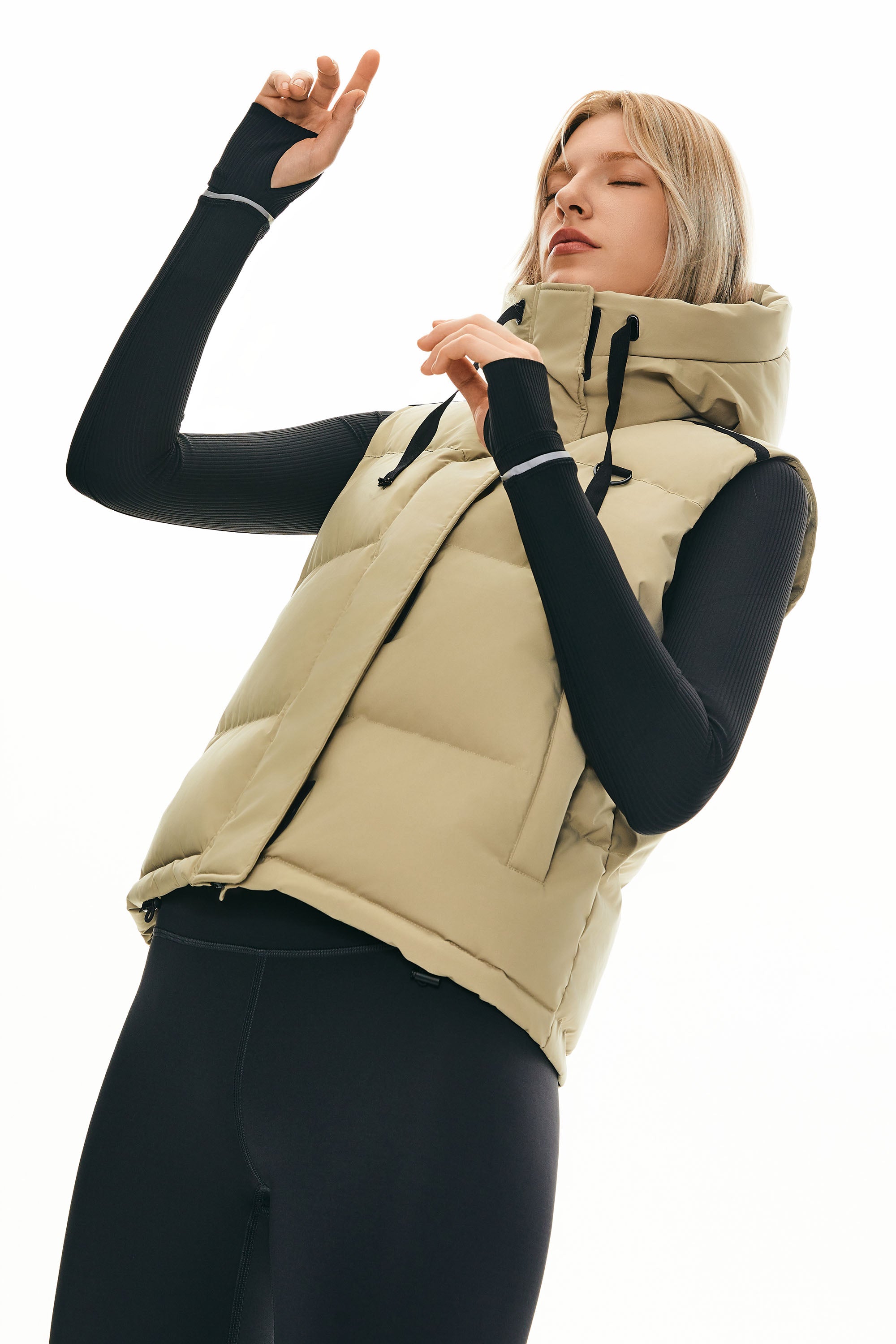 Orolay Puffer Down Vest Hooded Cropped Zip Up #color_Khaki