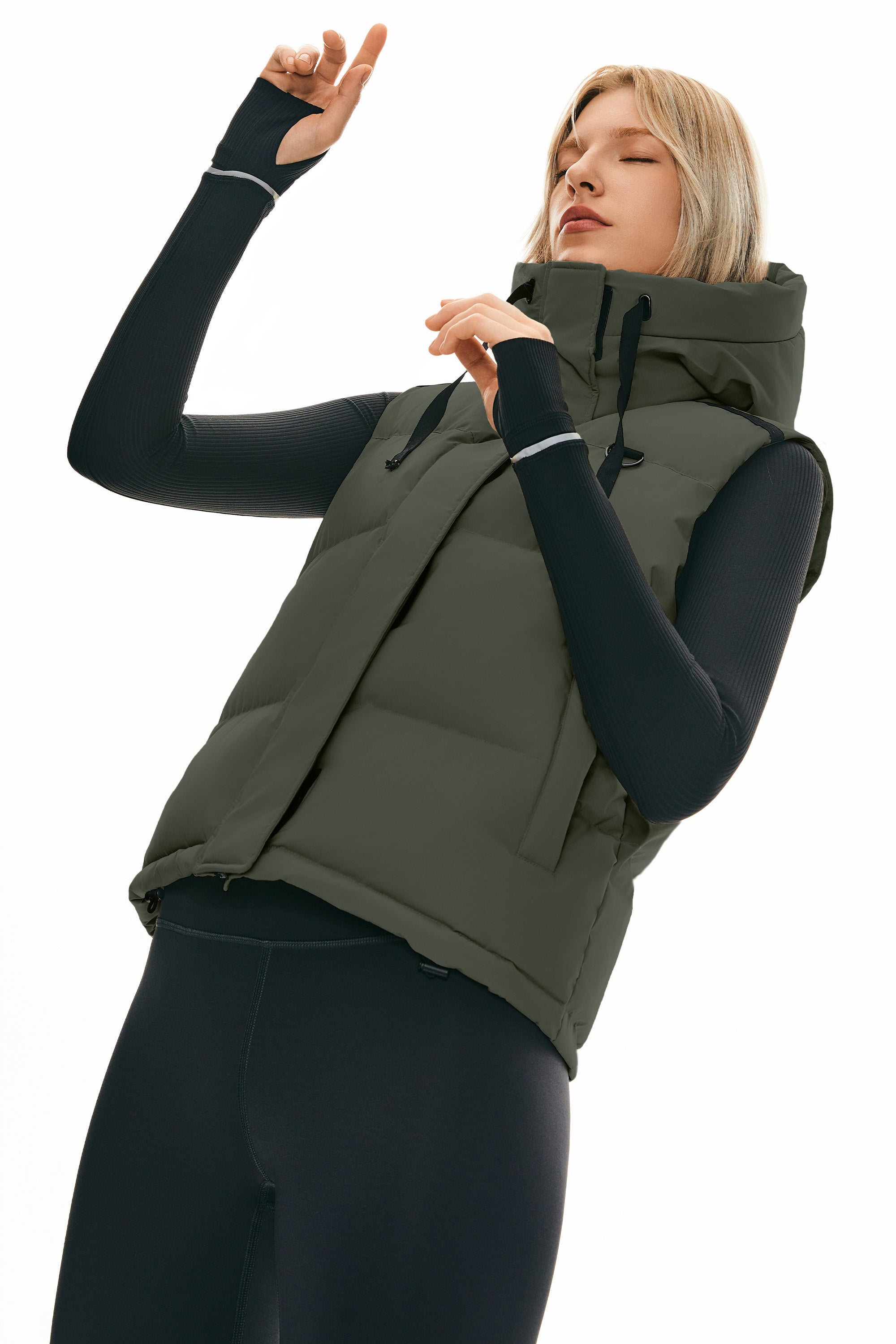 Orolay Puffer Down Vest Hooded Cropped Zip Up #color_dark green
