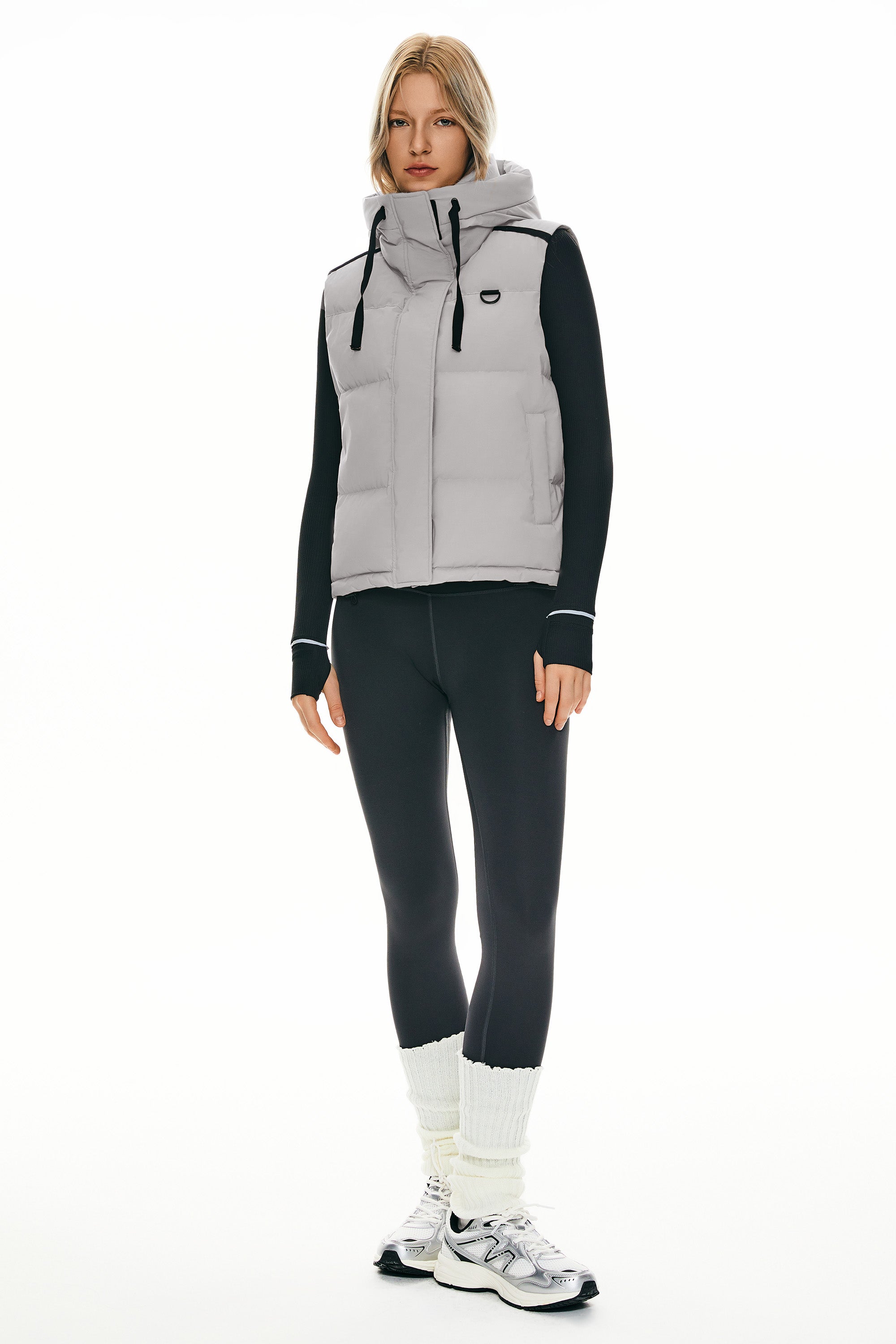 Orolay Puffer Down Vest Hooded Cropped Zip Up #color_lightgray