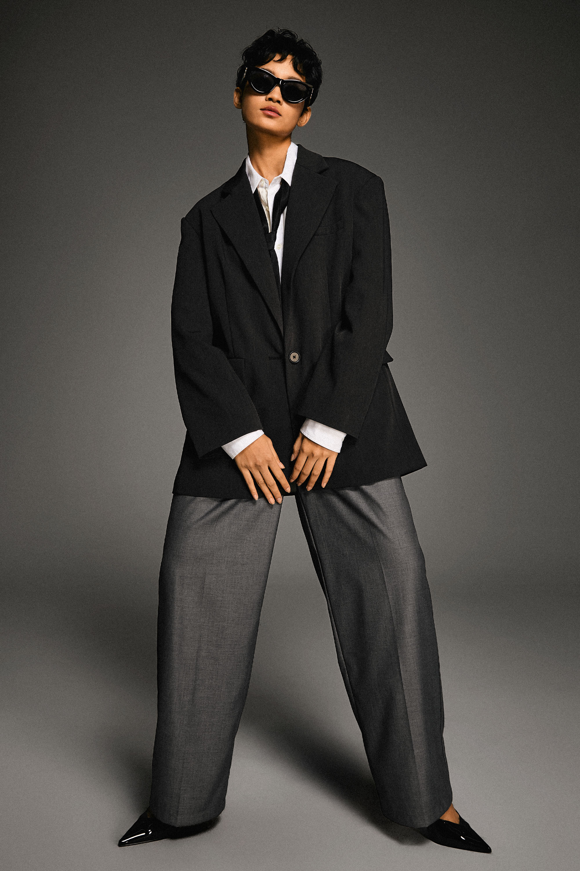 Long Sleeve Office Blazer from Orolay - #color_Charcoal