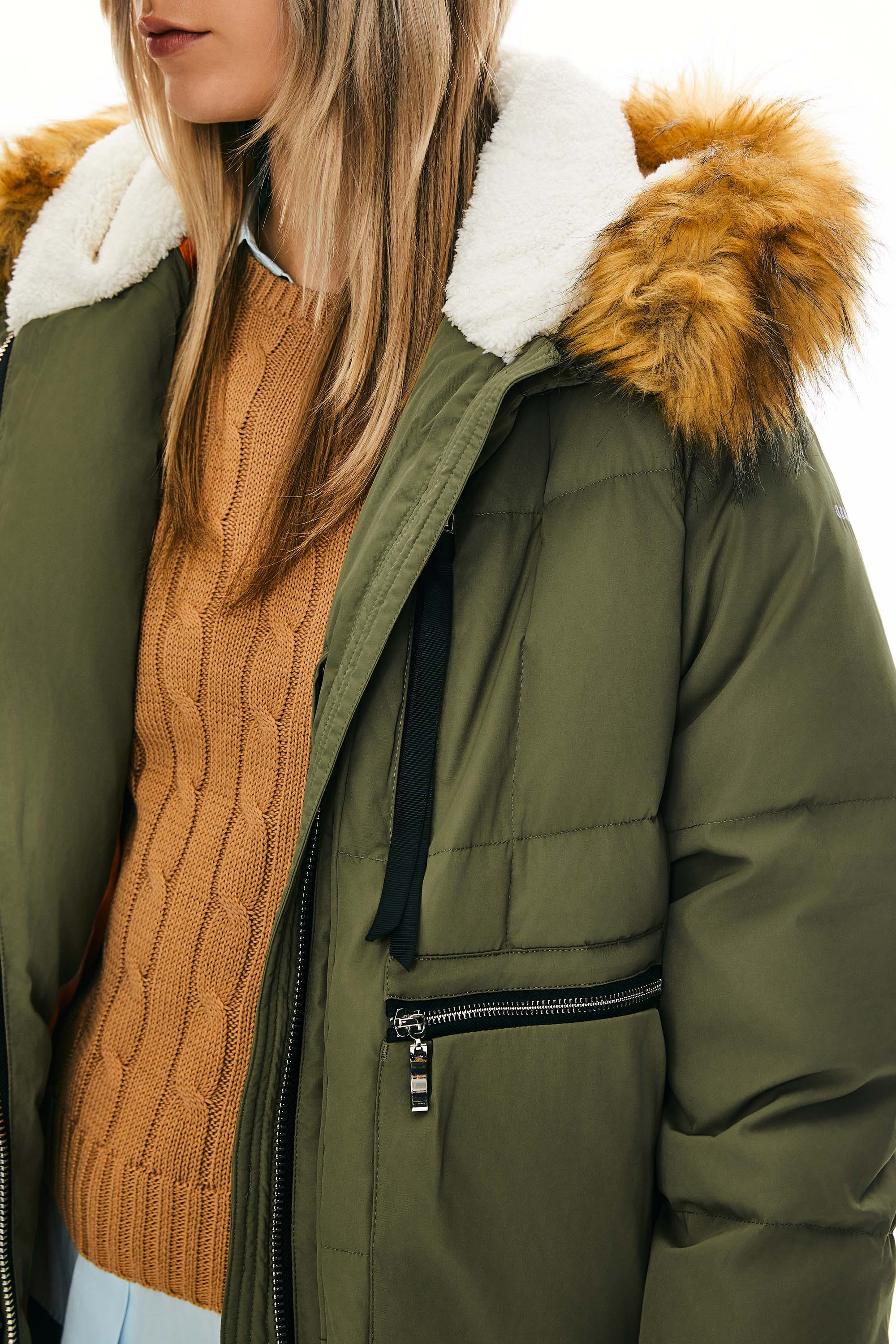 Orolay-092 Classics Thickened Down Jacket with Faux Fur Hood #color_green