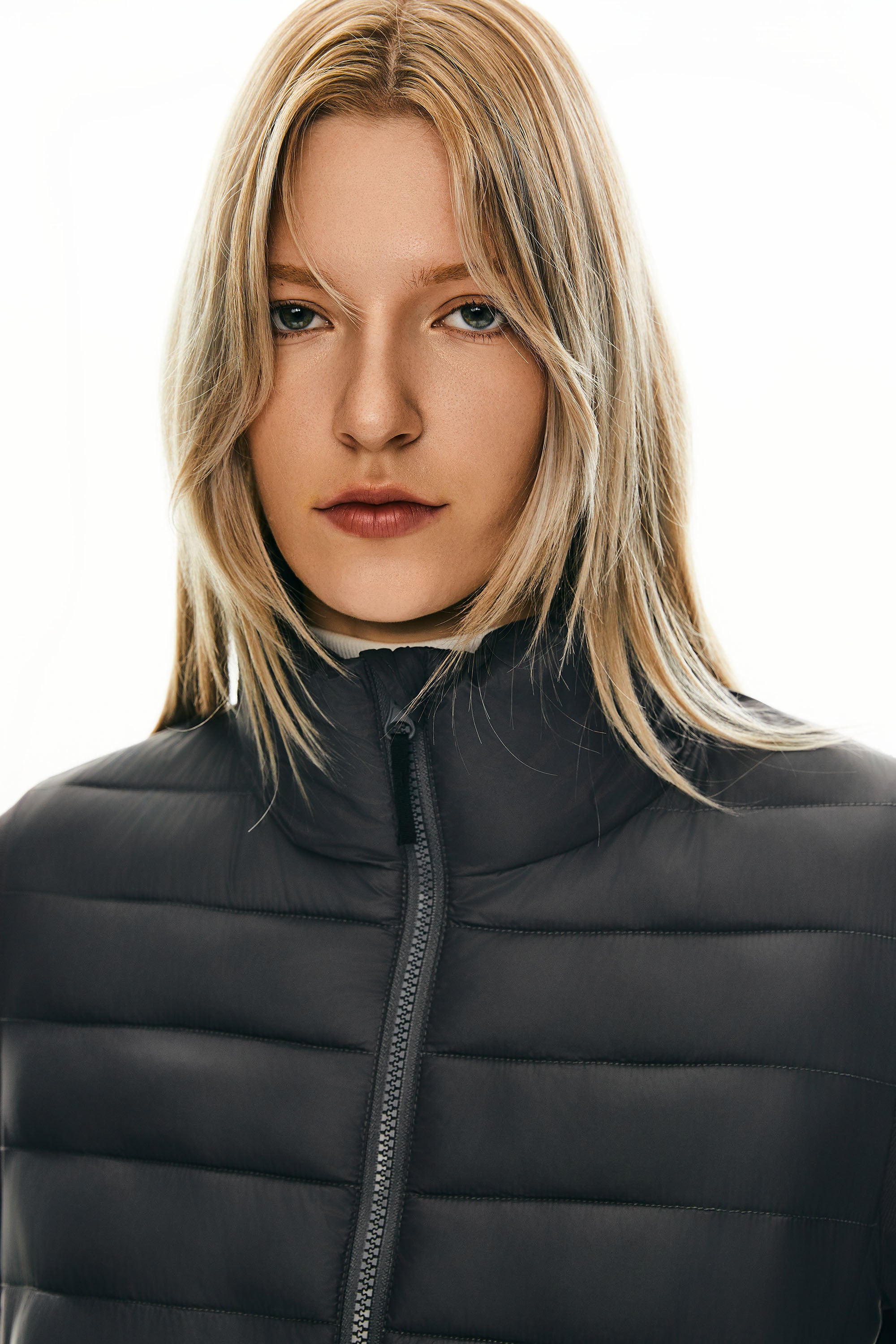 Orolay Lightweight Jacket Quilted Puffer Hybrid Breathable #color_darkgray