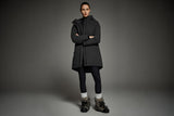 Wie dieser Parka Sie vor Wind, Regen und Kälte schützt, ohne zu voluminös zu sein