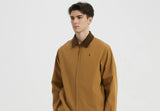 Por qué todo hombre necesita una chaqueta ligera para las mañanas frescas de primavera