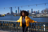 ¿Días ventosos de primavera? Por qué una chaqueta acolchada corta es tu mejor amiga