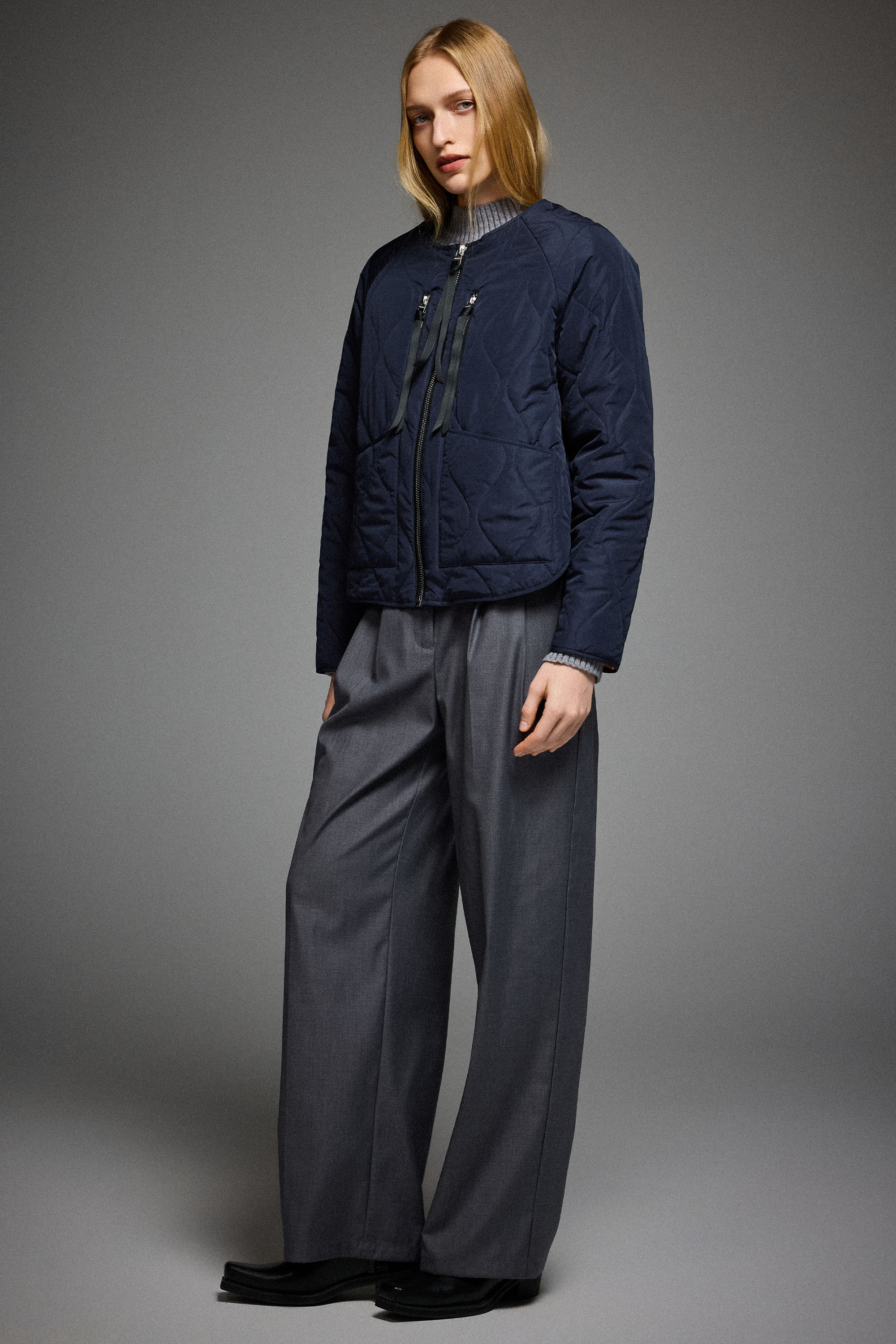 OROLAY 092 Universe® Lightweight Quilted Jacket #color_navy