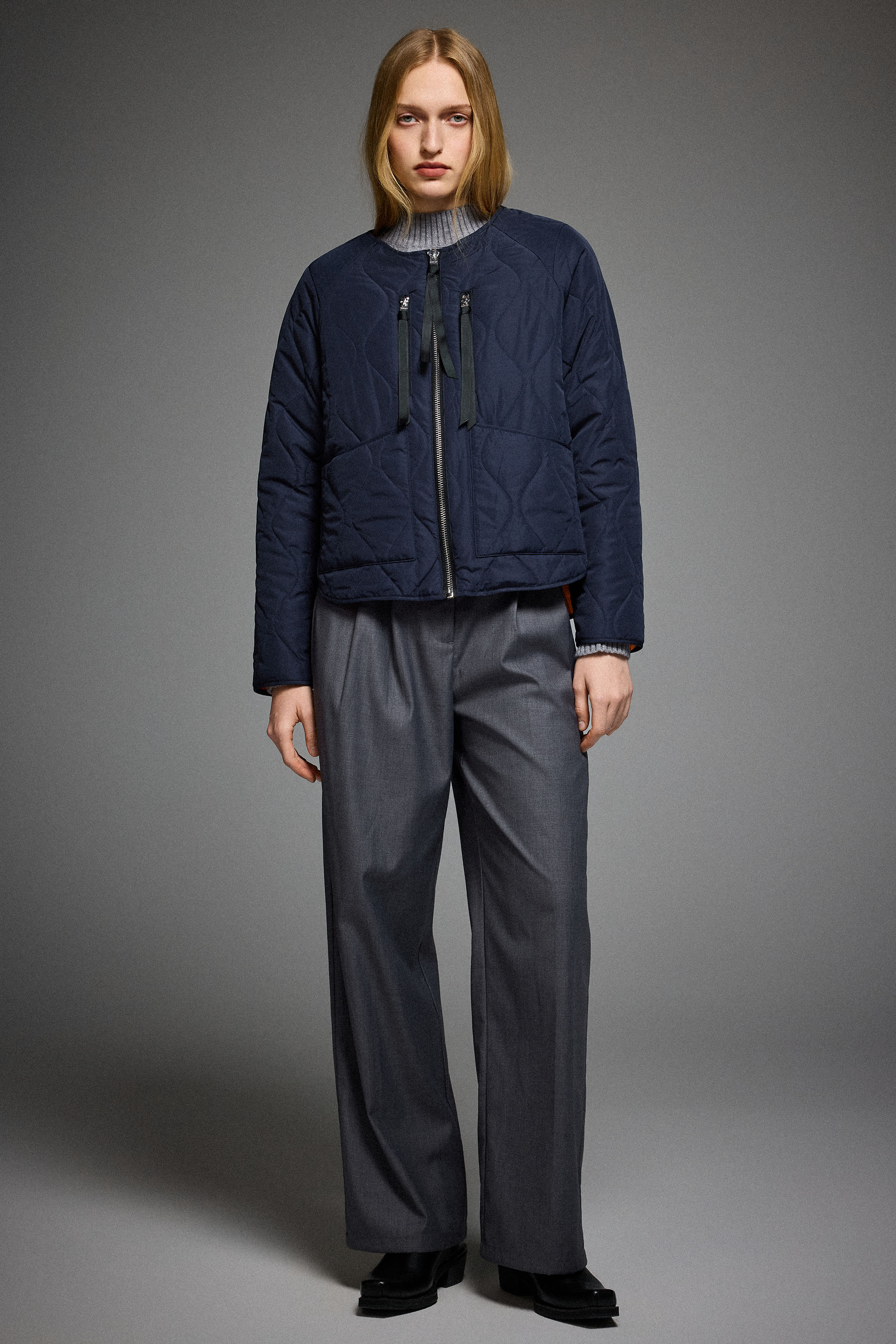 OROLAY 092 Universe® Lightweight Quilted Jacket #color_navy