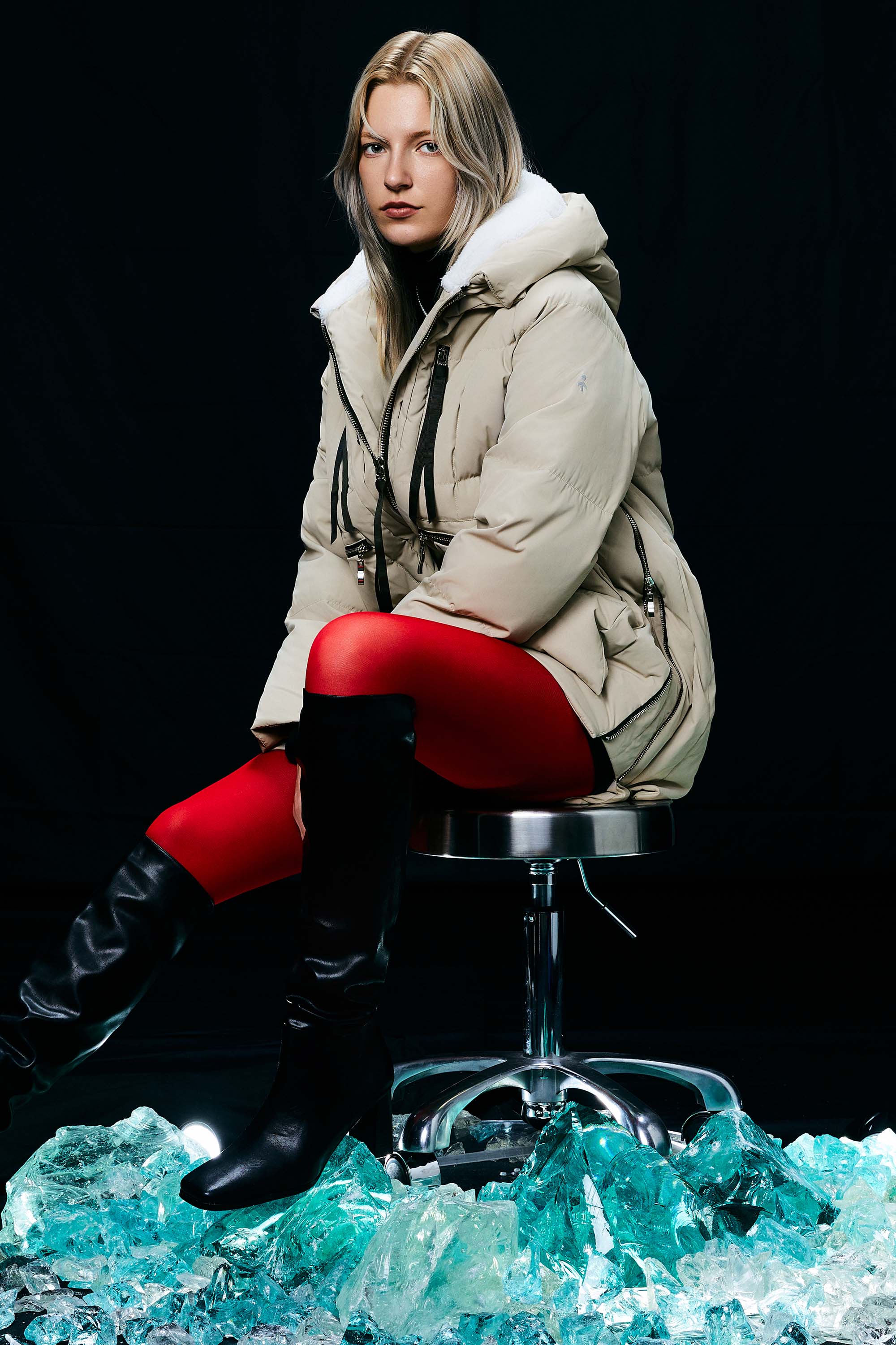 Orolay 092 Classics Women's Thickened Down Jacket #color_Beige