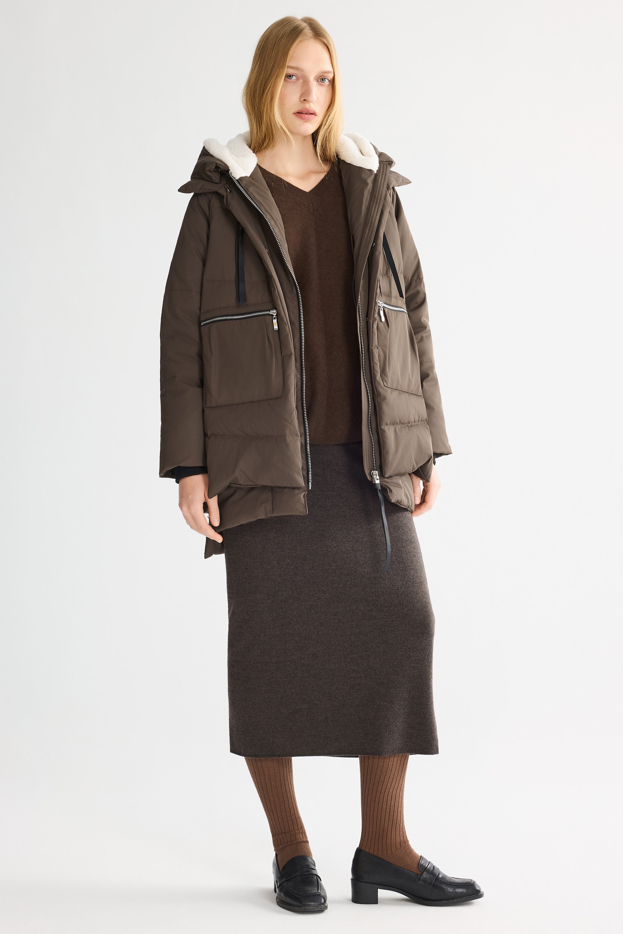Orolay 092 Classics Women's Thickened Down Jacket #color_coffee