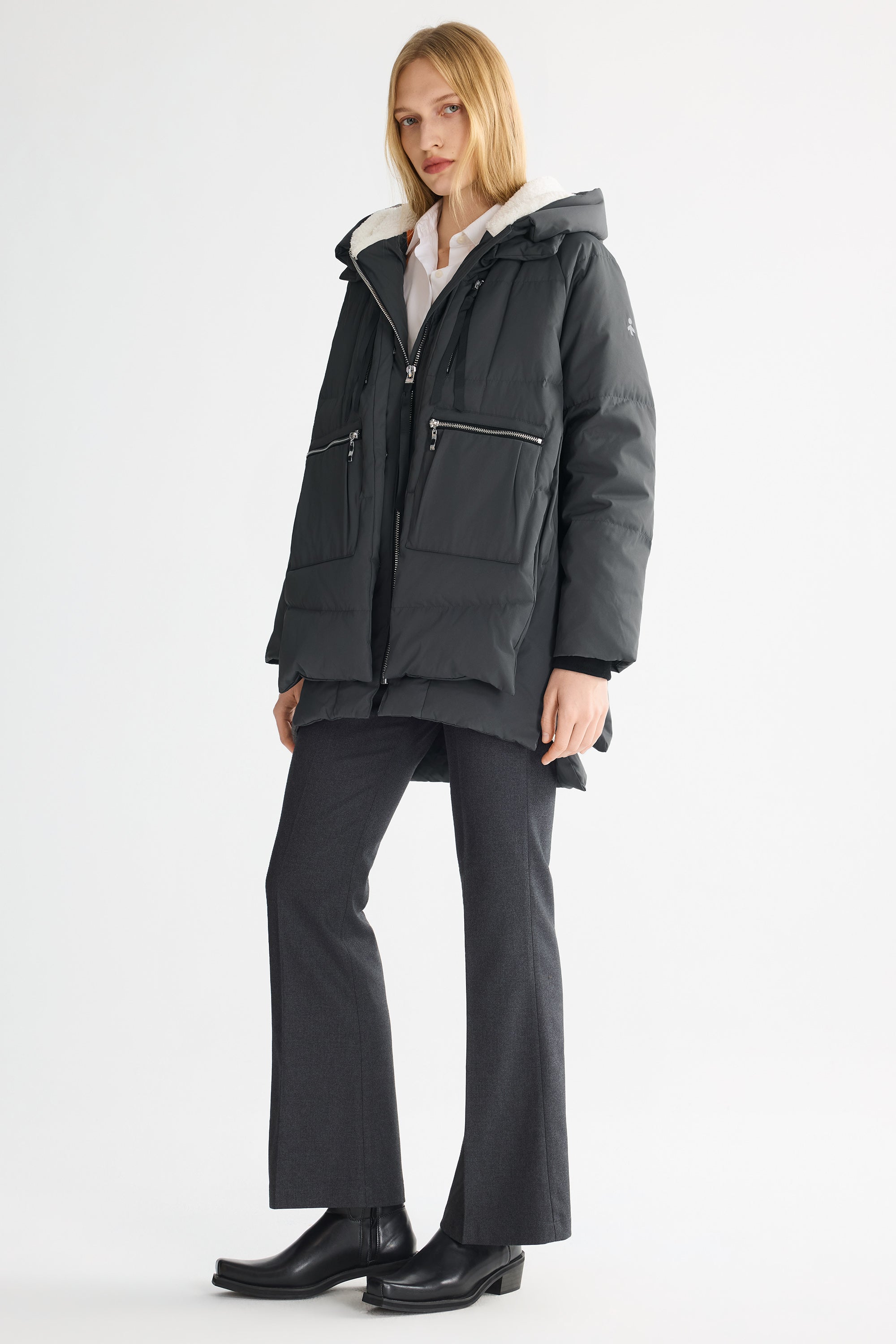 Orolay 092 Classics Women's Thickened Down Jacket #color_darkgray