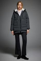 Orolay 092 Classics Women's Thickened Down Jacket #color_darkgray