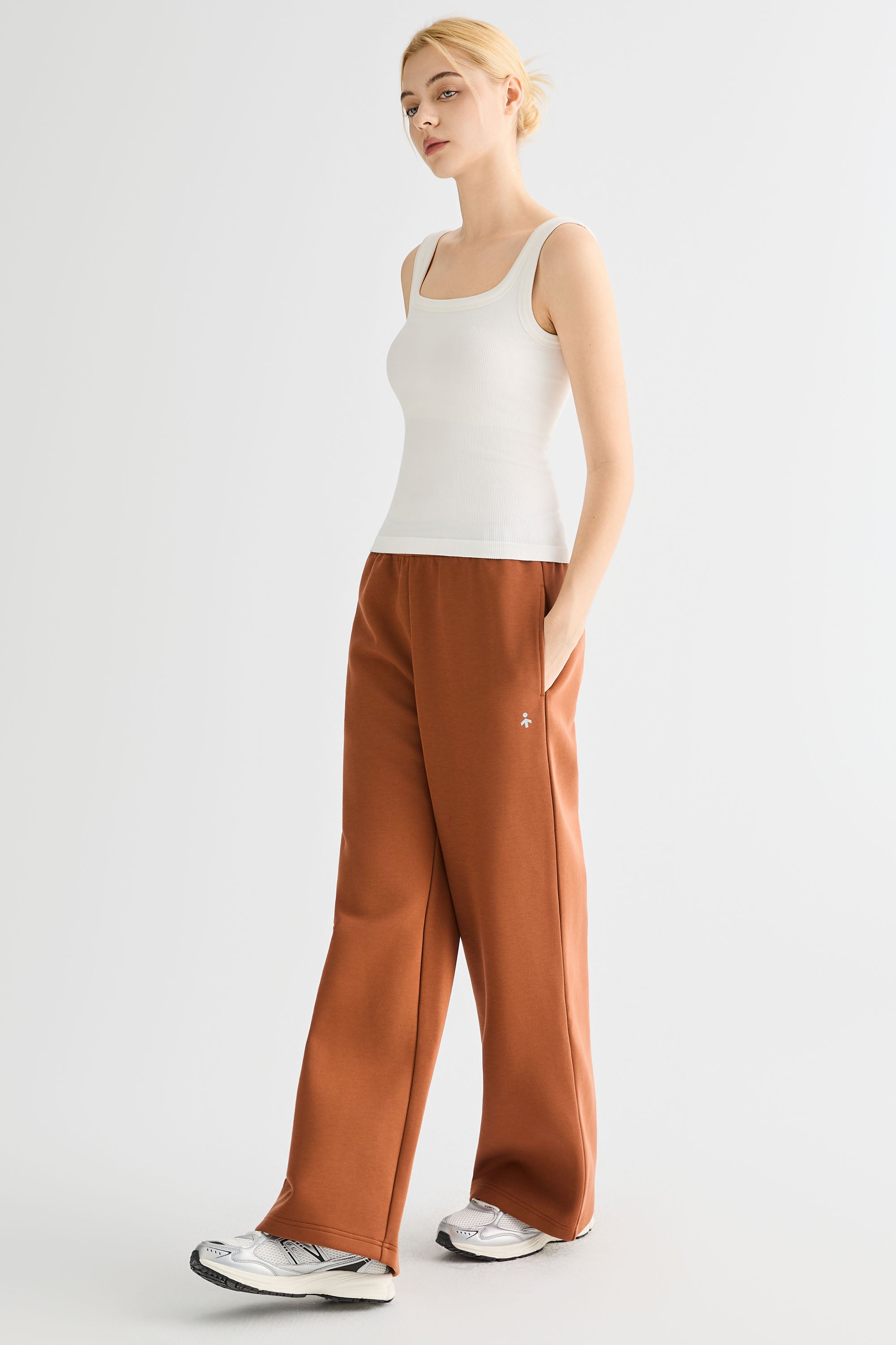 OROLAY Air Layer Wide-Leg Sweatpants #color_orange
