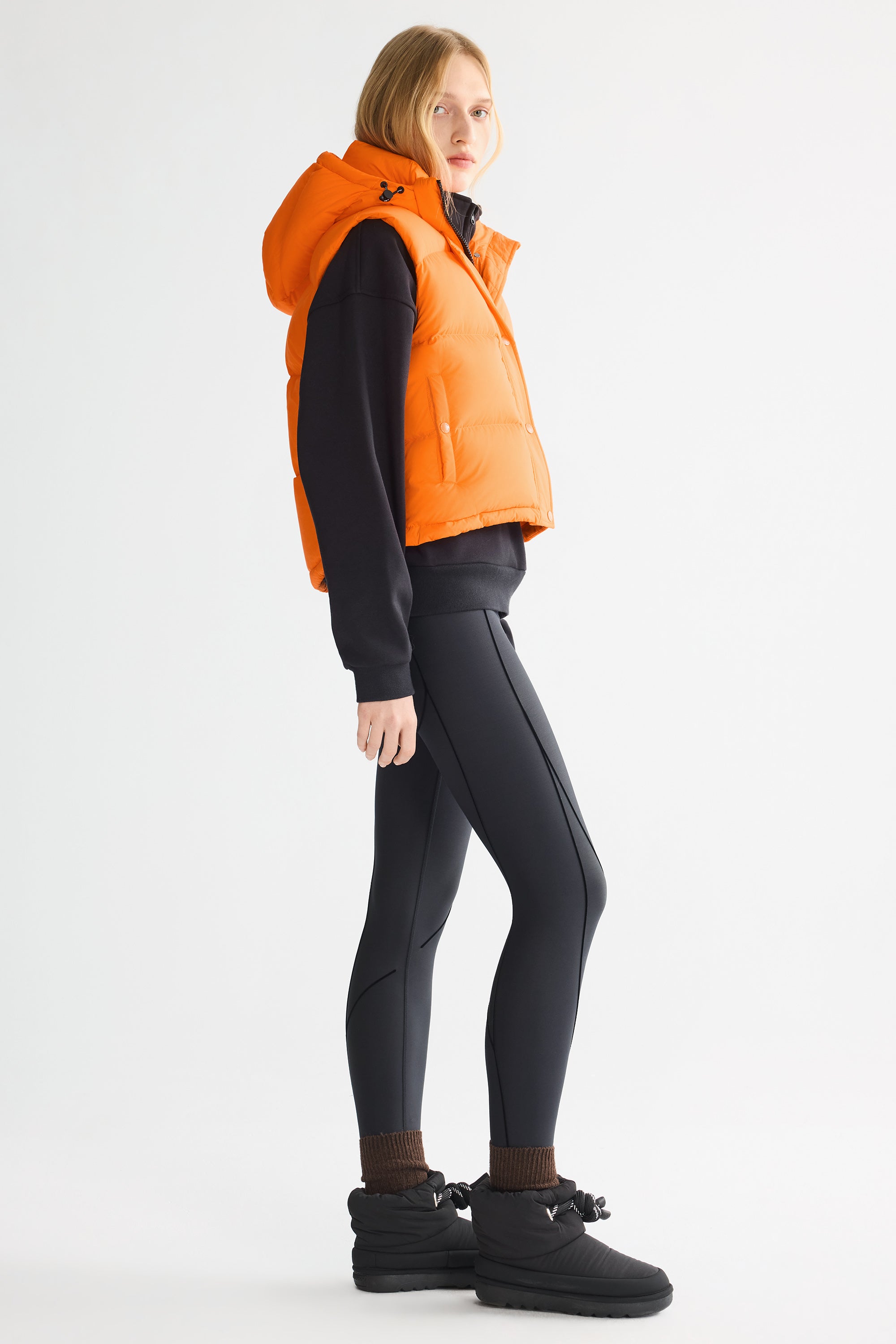 Orolay-Aurora Hooded Puffer Vest-#color_Bright Marigold