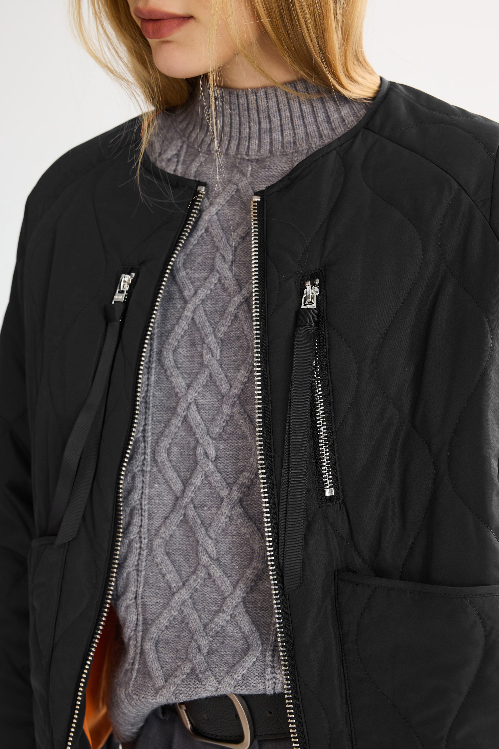 OROLAY 092 Universe® Lightweight Quilted Jacket #color_black