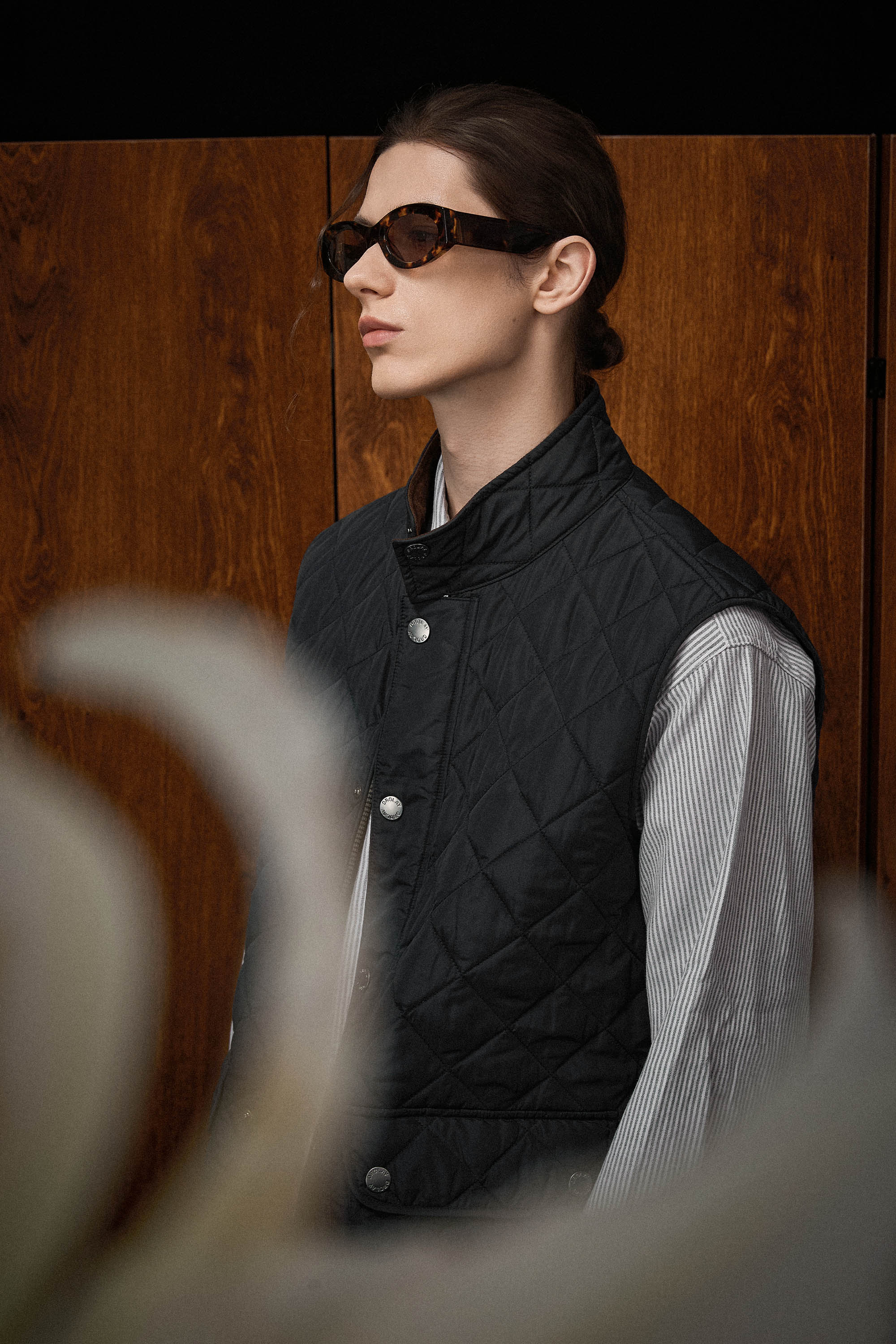 Classic Barn Lightweight Vest #color_black