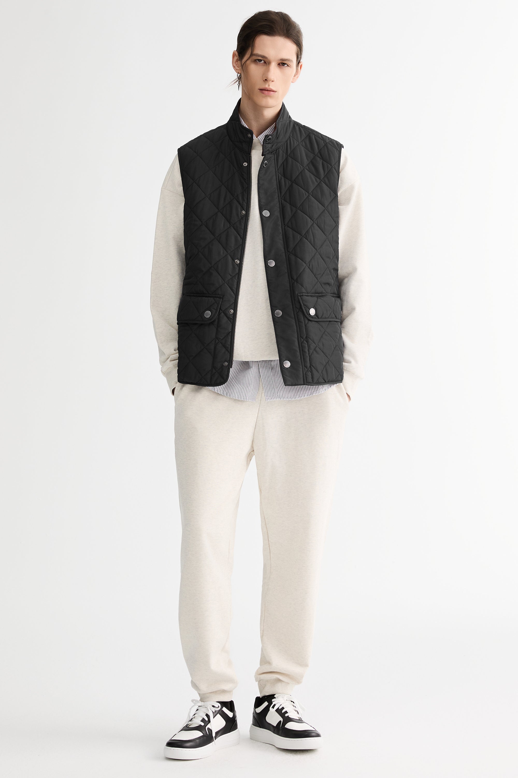 Classic Barn Lightweight Vest #color_black