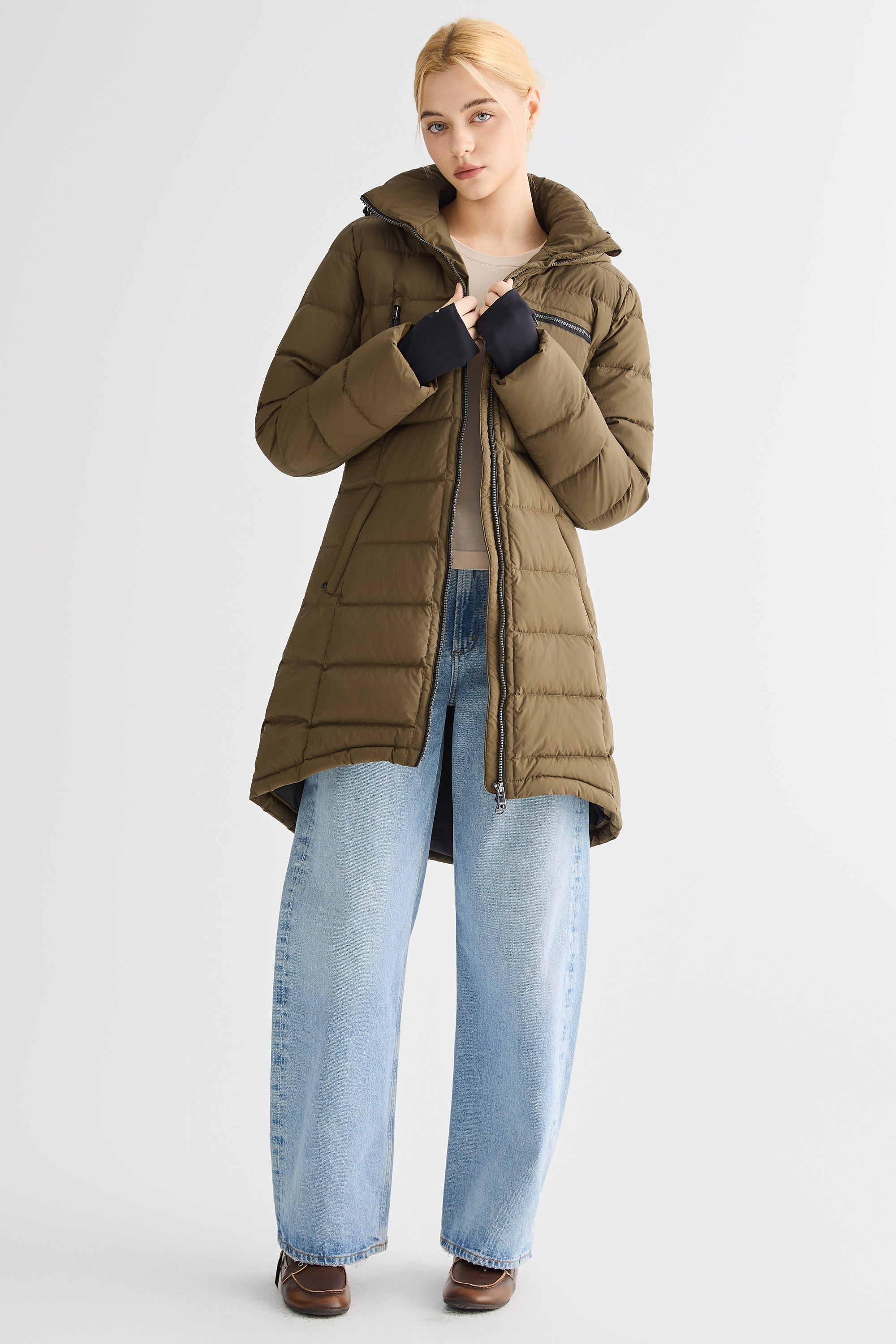 Orolay Slant Pocket Zip up Puffer Down Coat women #color_coffee