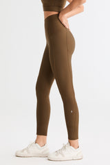 FlexSeam™ High-Waisted Timeless 7/8 Leggings #color_brown