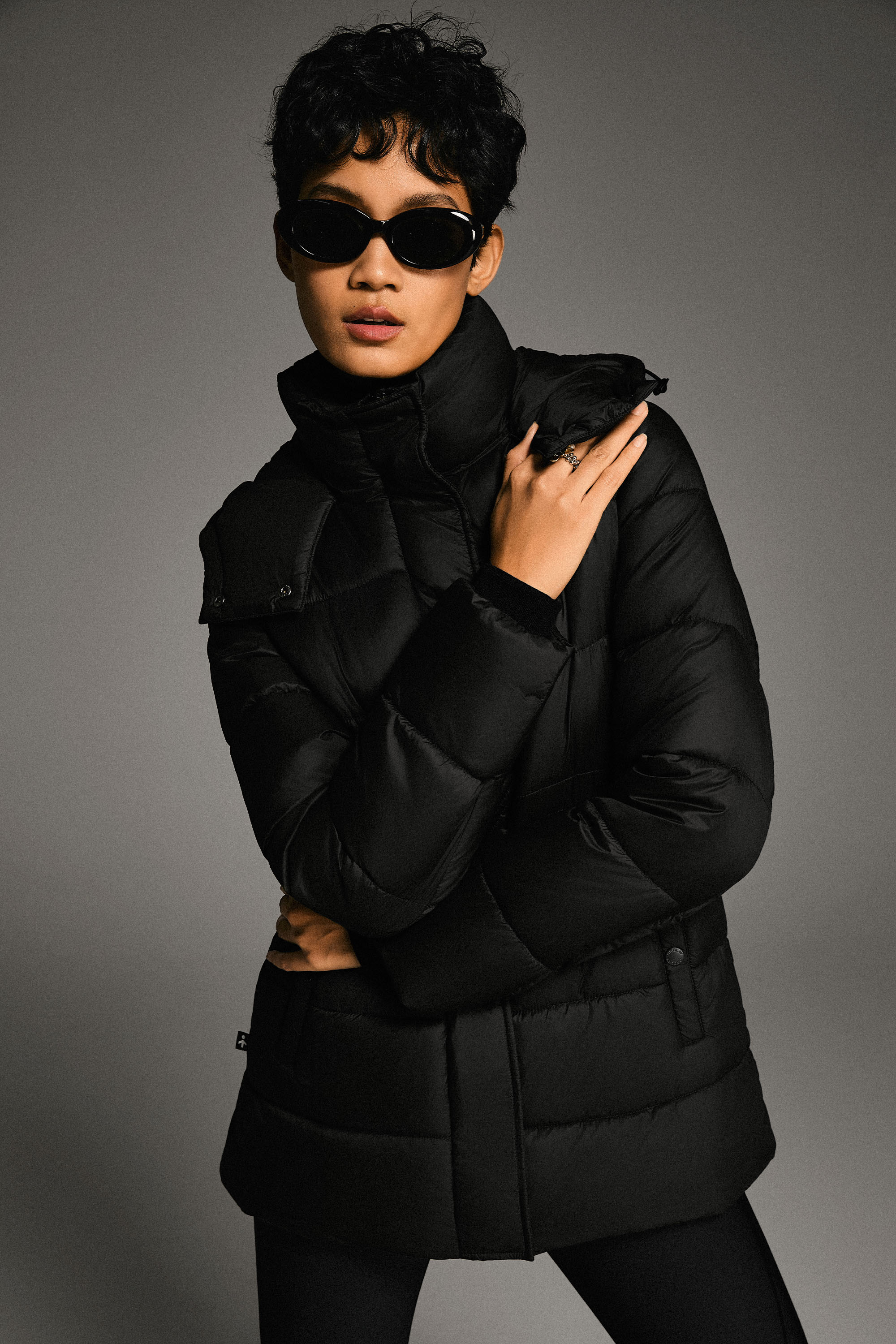 Orolay Hooded Quilted Everyday Puffer Jacket #color_black