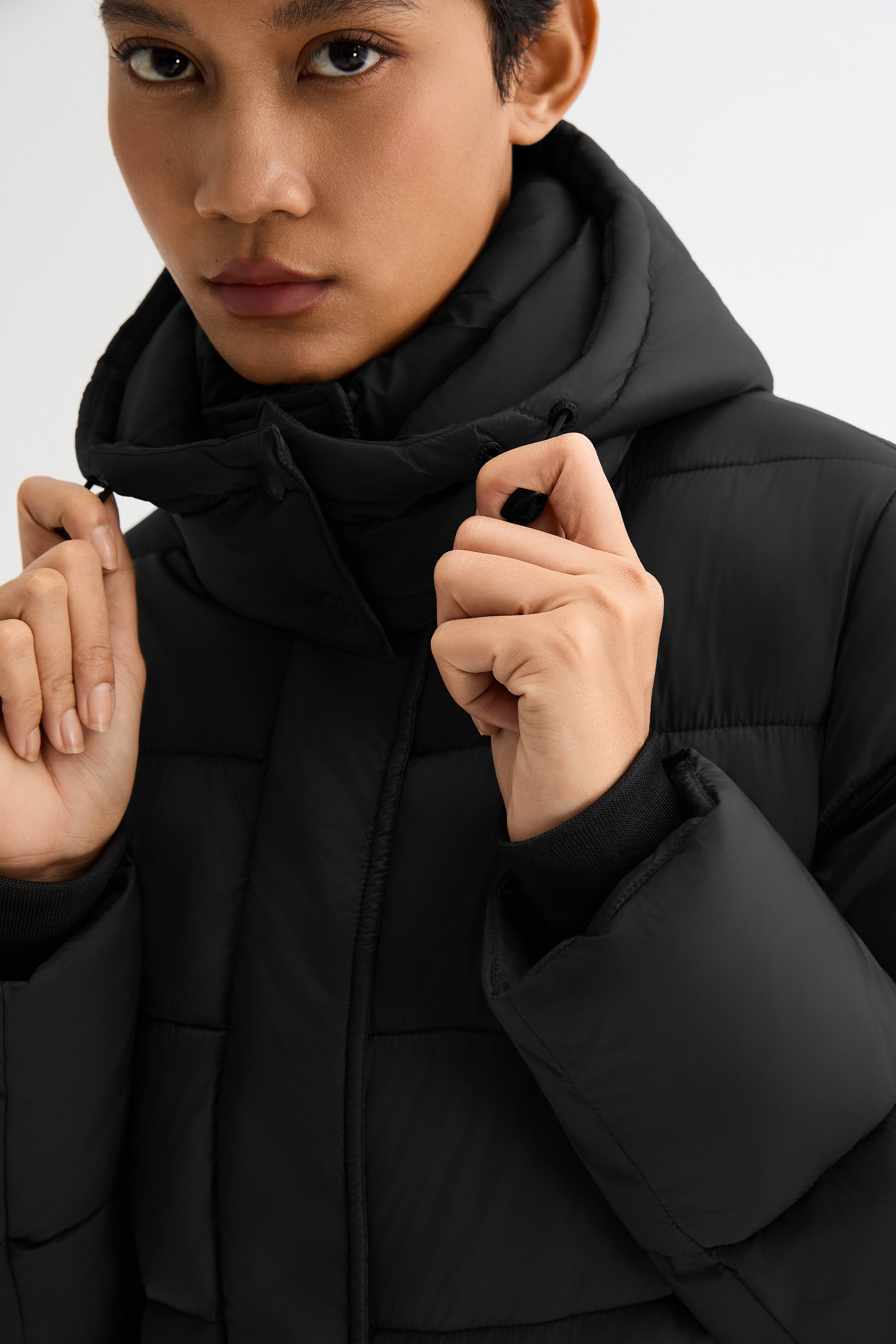Orolay Hooded Quilted Everyday Puffer Jacket #color_black