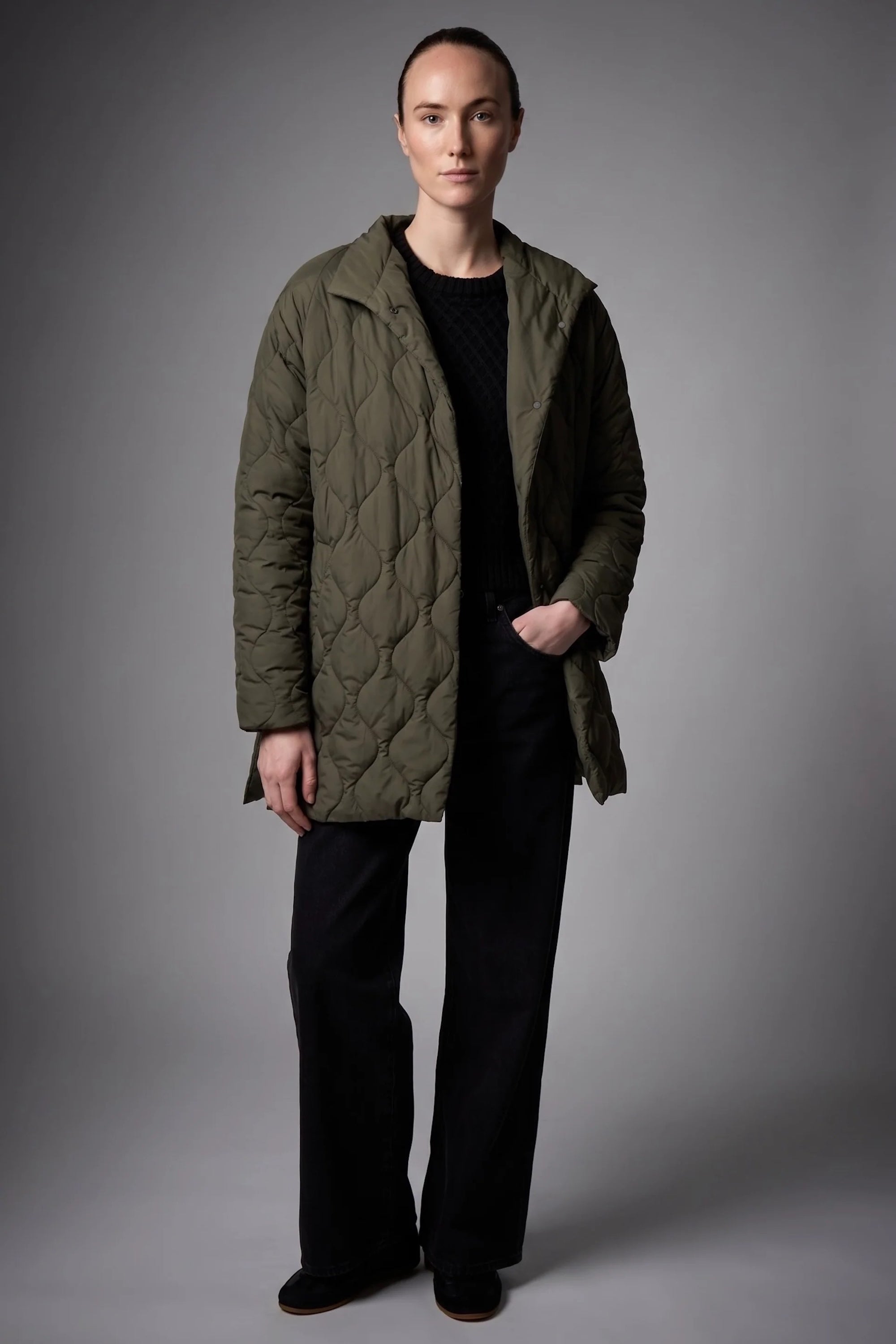 Orolay Oversized Quilted Puffer Jacket Lightweight with Pockets #color_green 