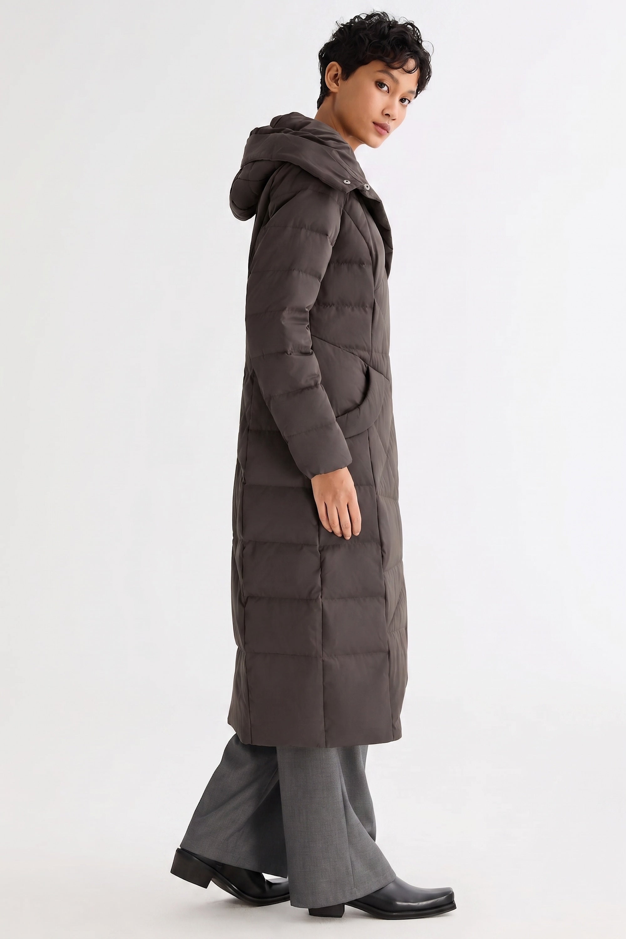 Orolay Long Maxi Down Coat with Hood women #color_coffee