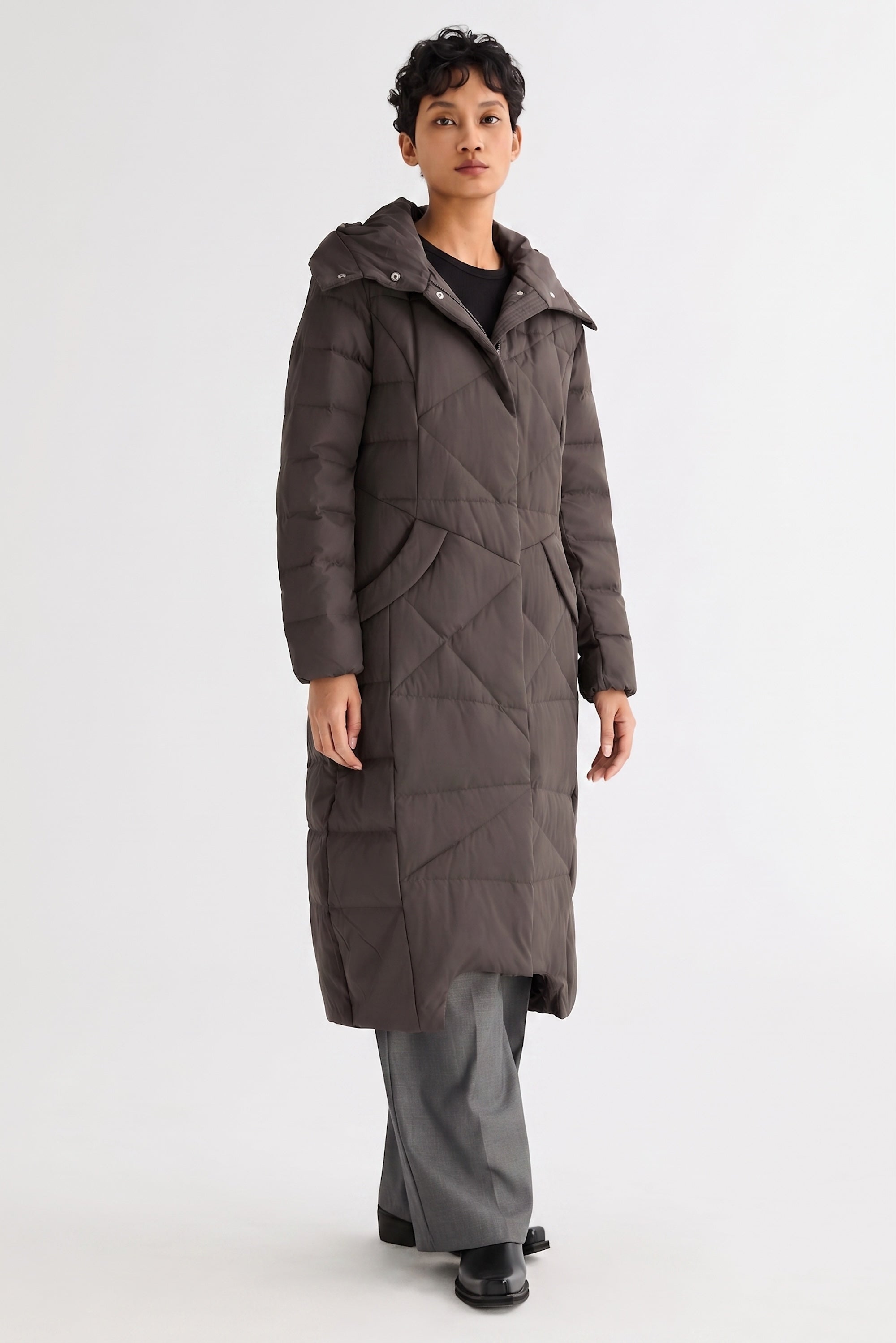 Orolay Long Maxi Down Coat with Hood women #color_coffee