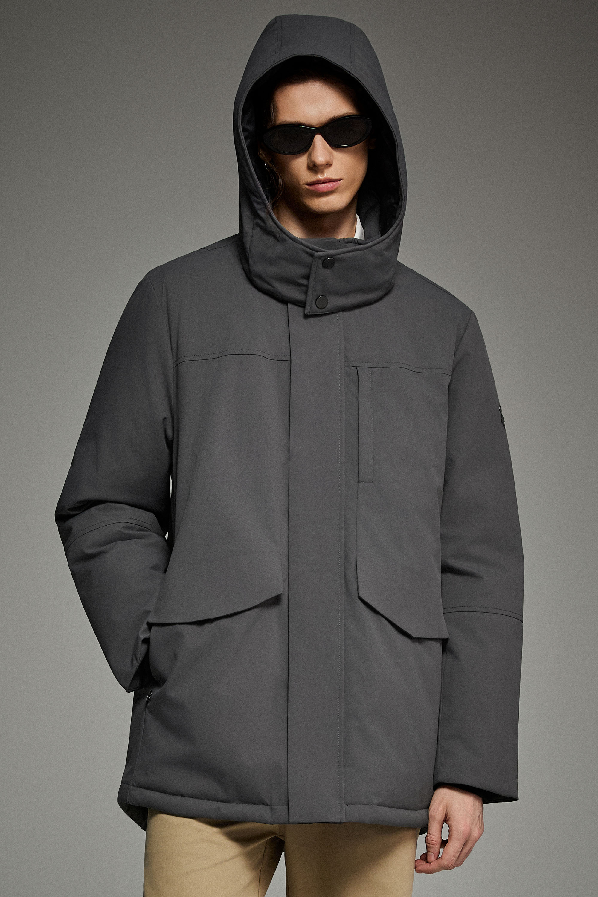 Mid-length Dual-Pocket Hooded Down Parka Jacket Orolay #color_gray