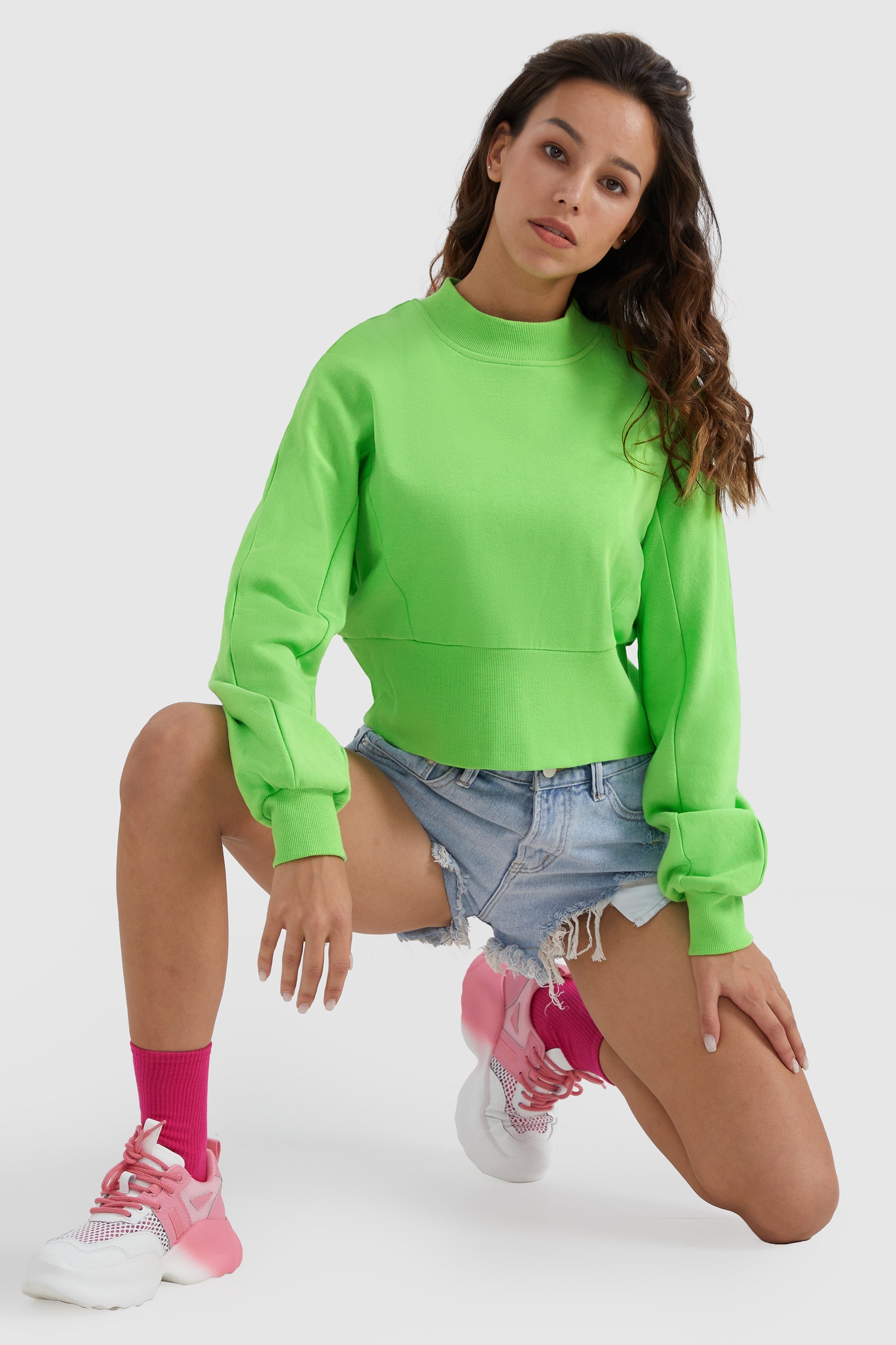 Orolay-Crewneck Drop Shoulder Cropped Sweatshirt-#color_Green Flash